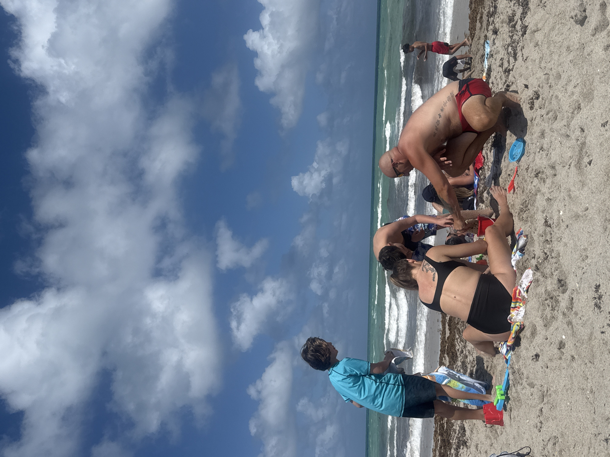Casual beach day captured in Hollywood, Florida