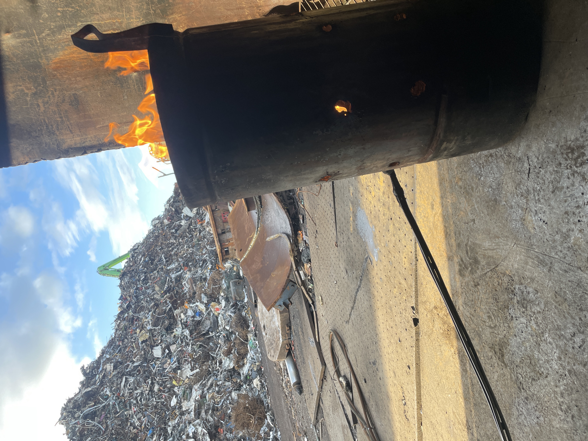 Industrial burning activity observed in Mannheim facility