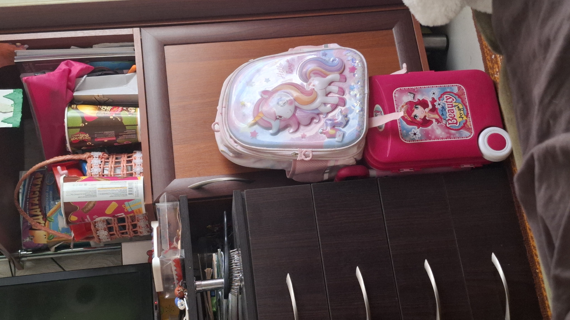Quiet summer morning inside and outside a Shymkent apartment