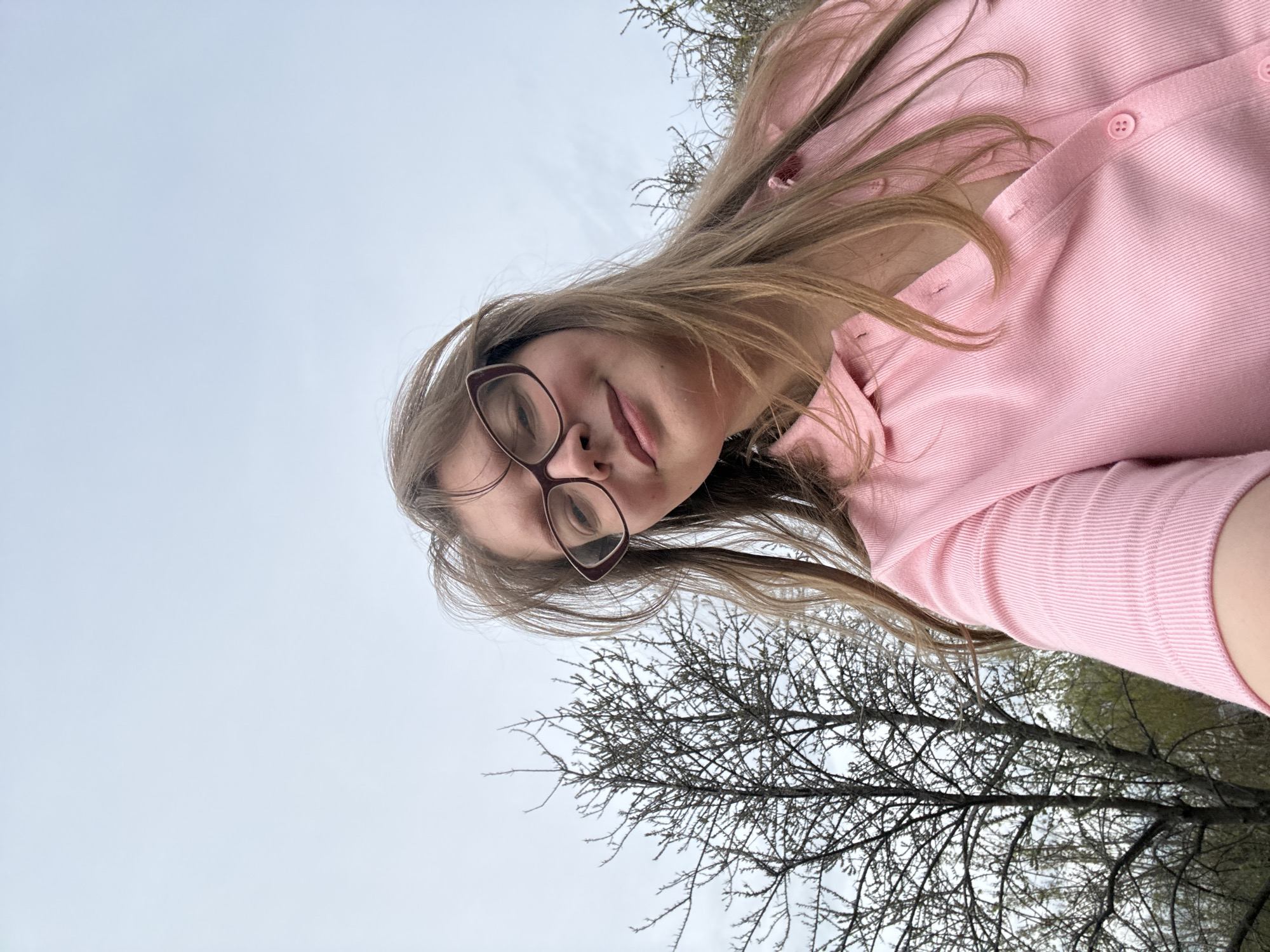 Spring blooms and personal moments documented in Aksay, Kazakhstan