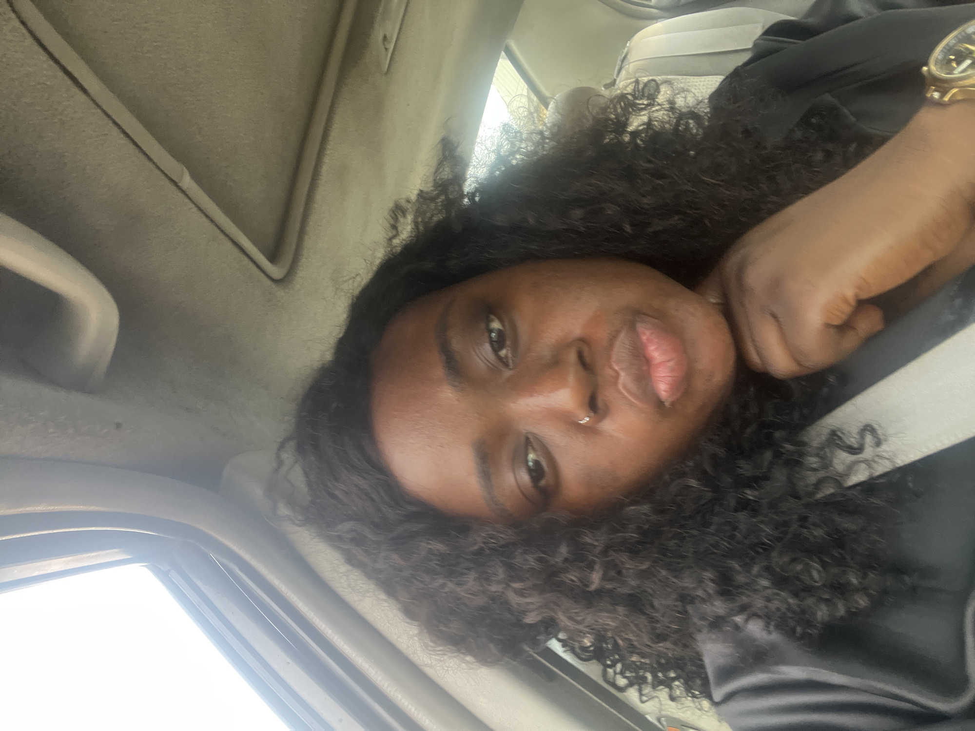 Woman documents afternoon drive through residential Abuja neighborhoods