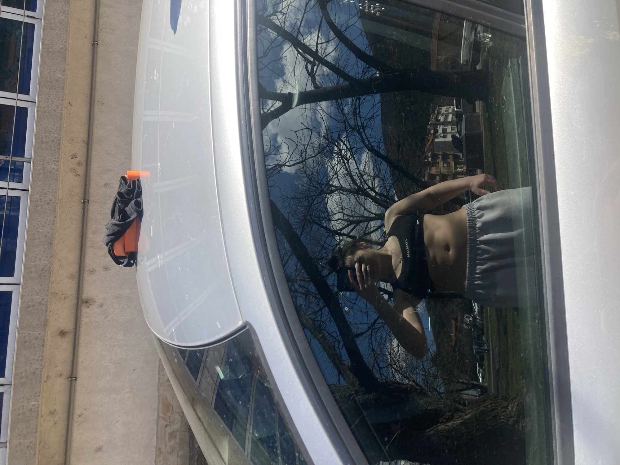 Two people in workout attire spotted outdoors in Vratsa