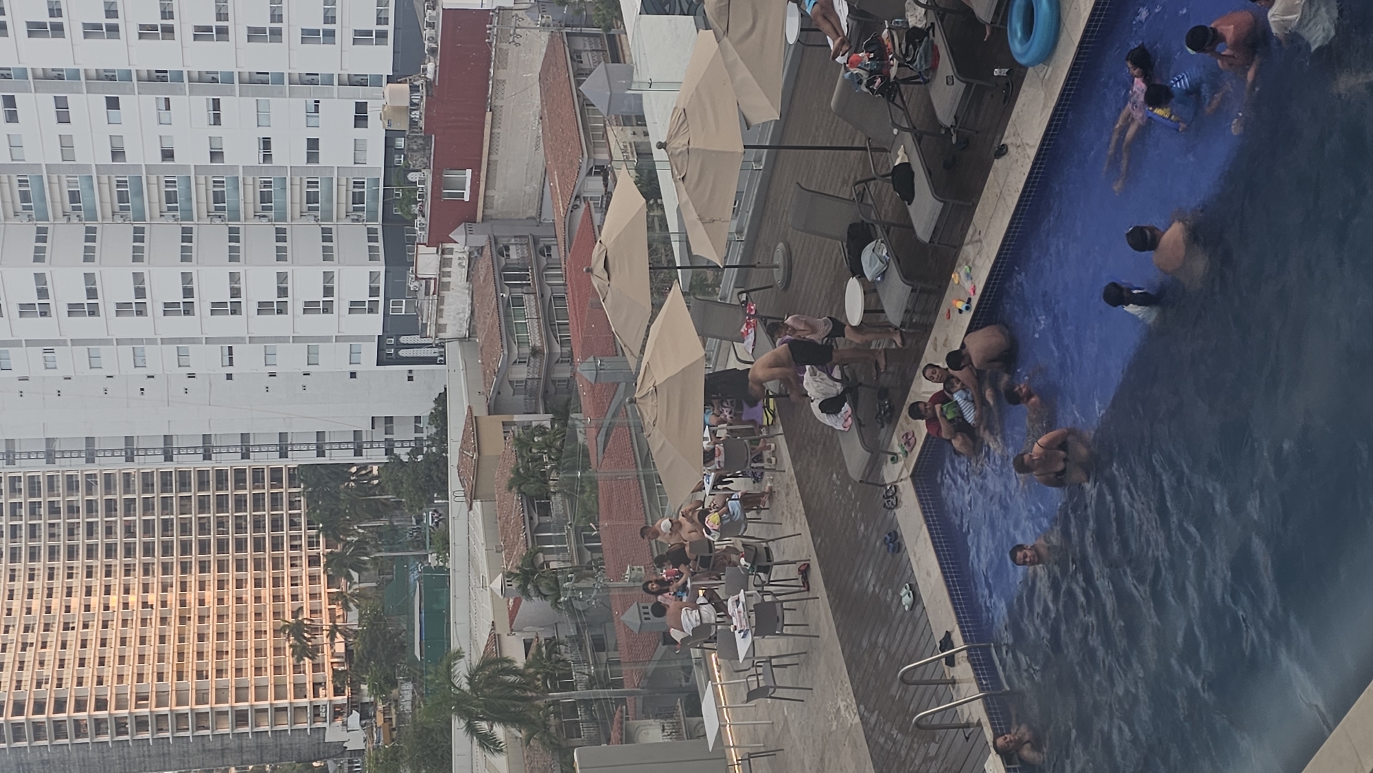 Witness documents casual moments across Acapulco locations