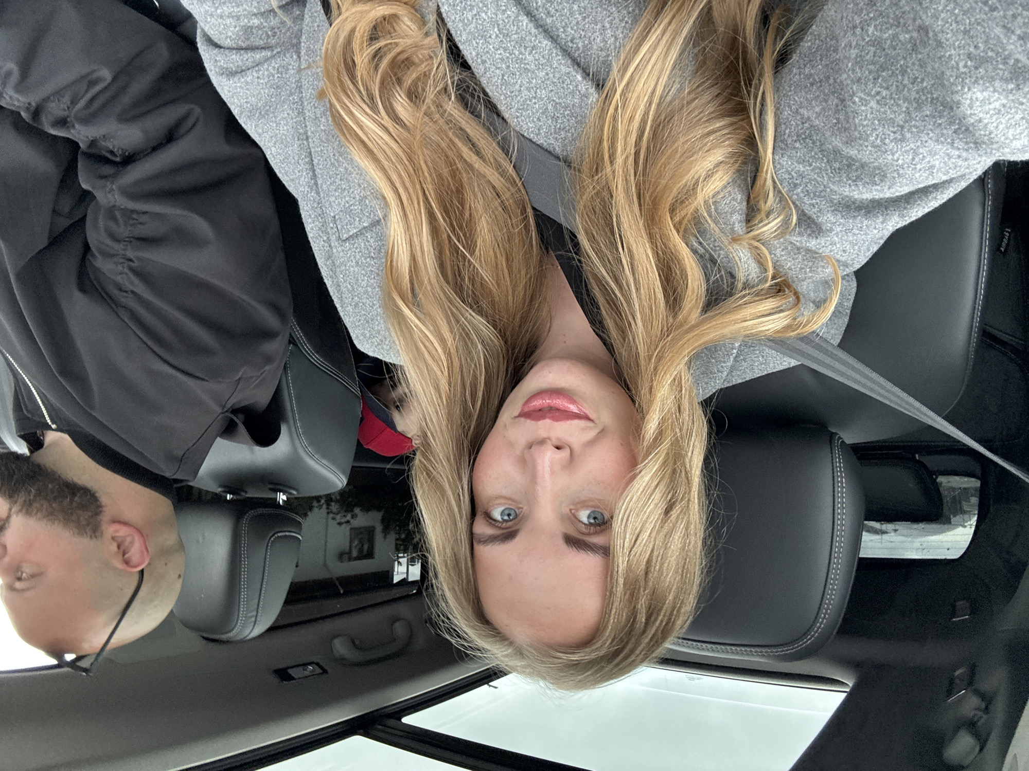 Two passengers observed in car with sunroof in Sirius