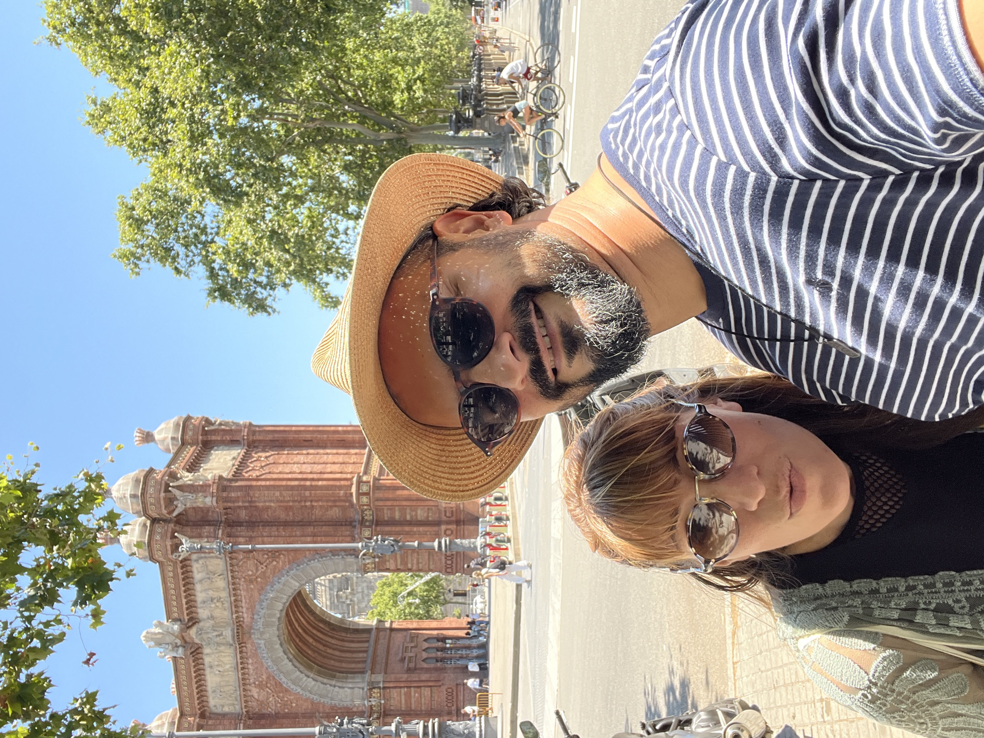 Up close and from the street: Barcelona's Arc de Triomf
