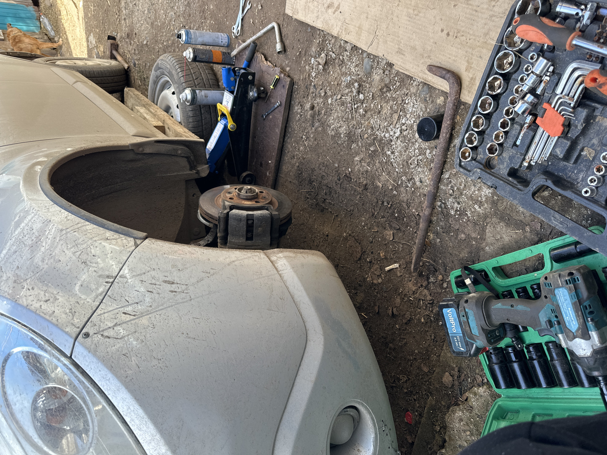 Car undergoing wheel repair spotted in Mozhga, Russia