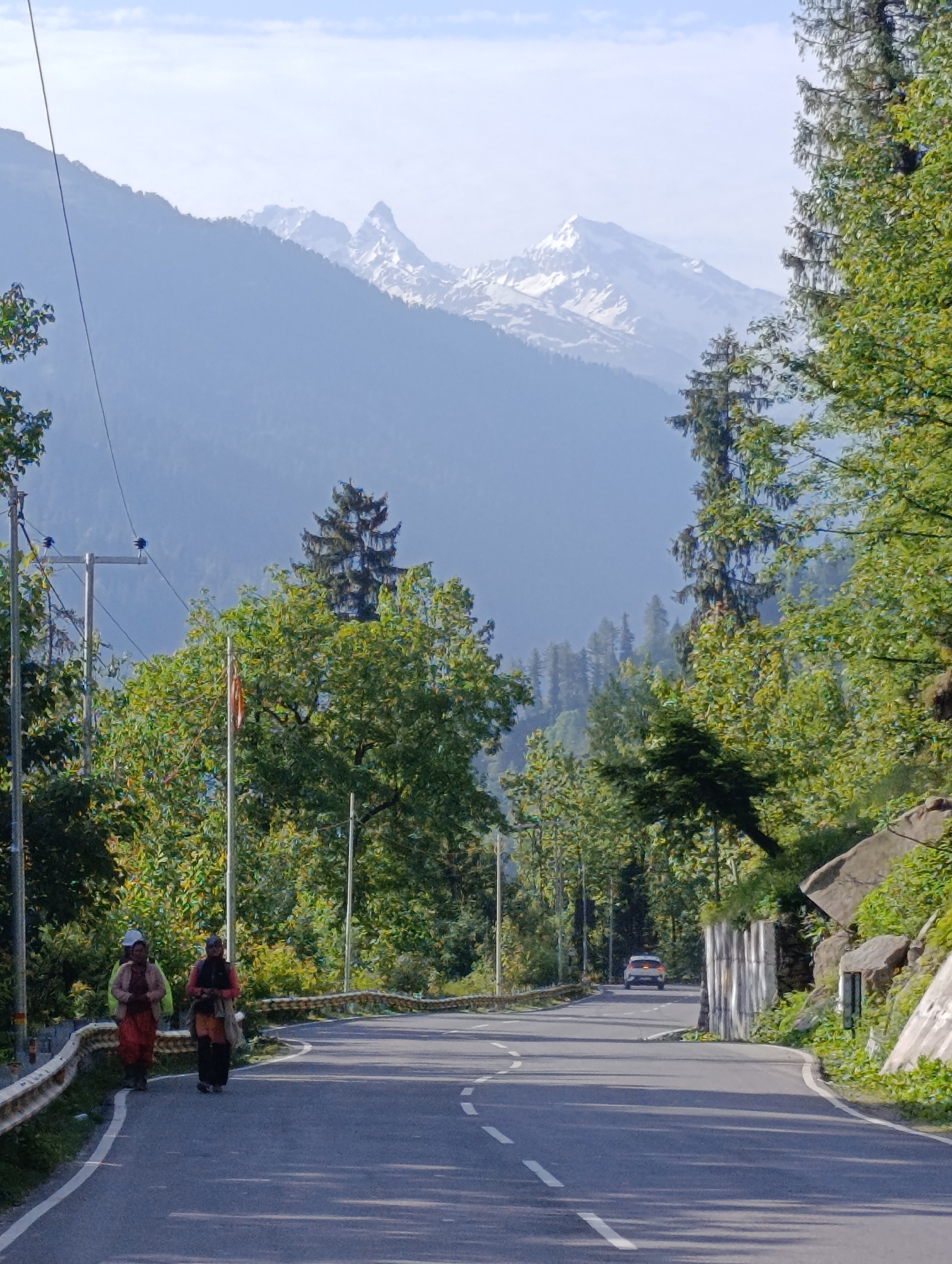 Life along the mountain roads and hillside village of Solang