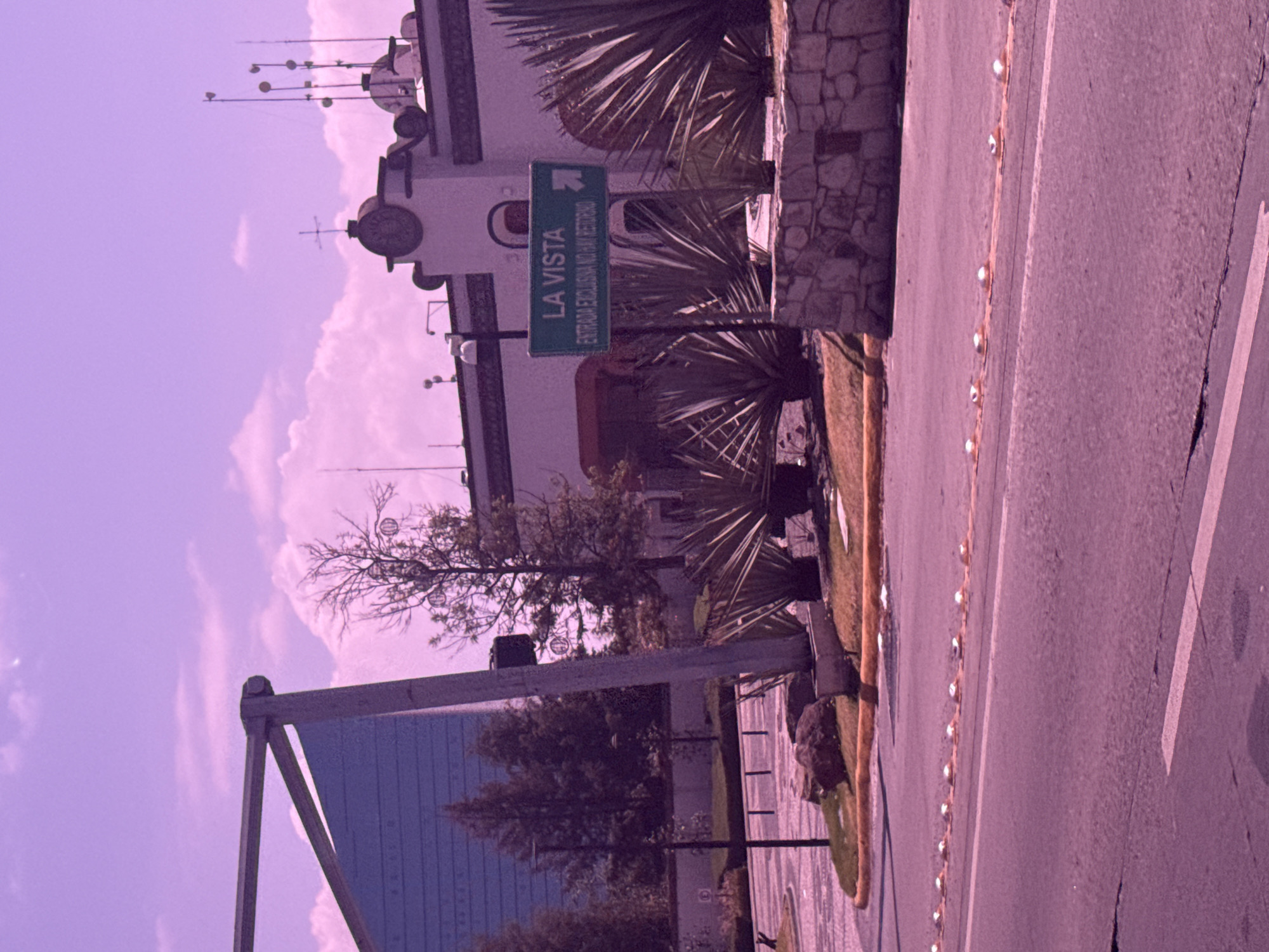 Street scene captured in San Bernardino Tlaxcalancingo, Mexico