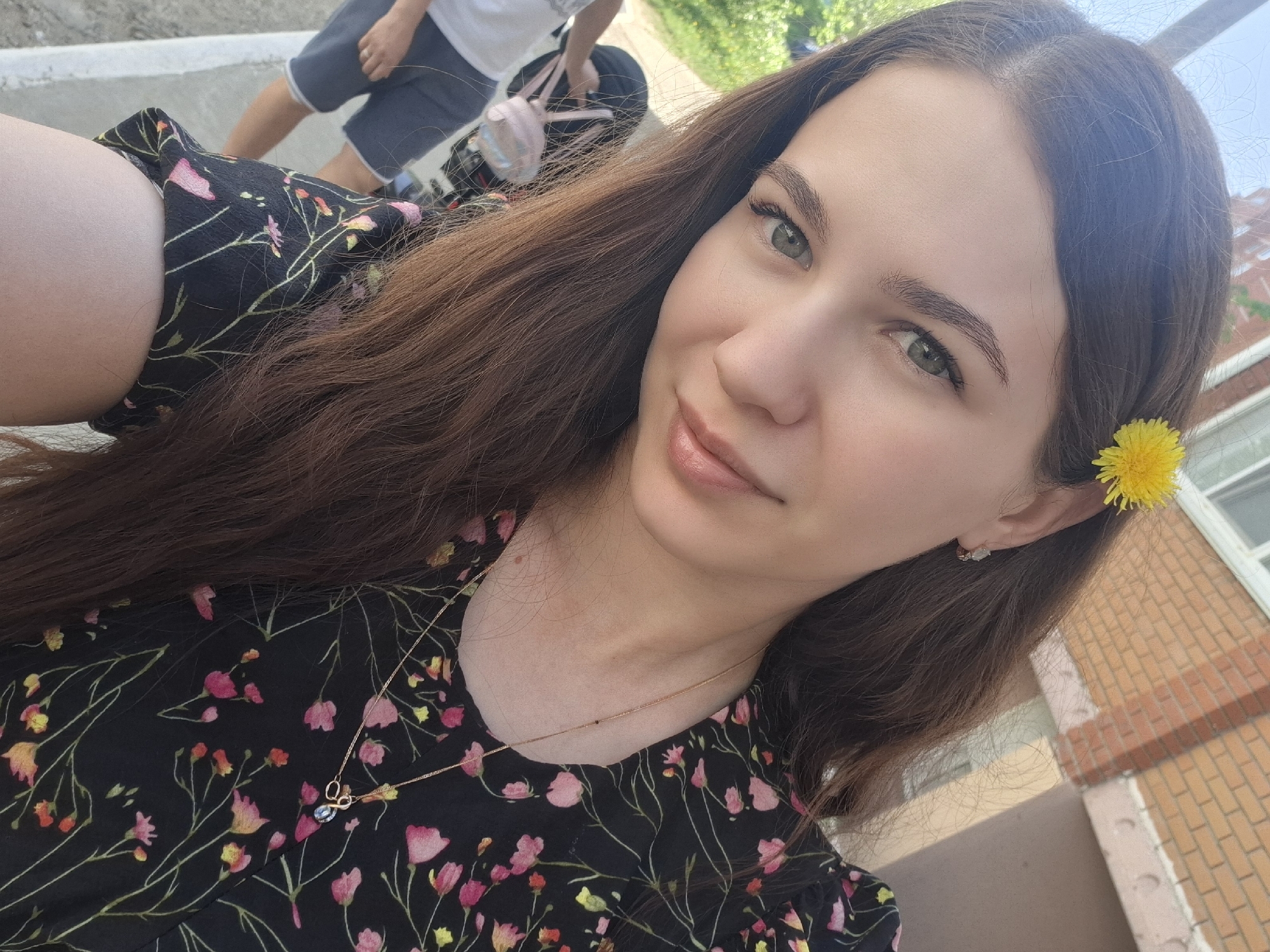 Ordinary moments captured across Chaikovsky, Russia on spring afternoon