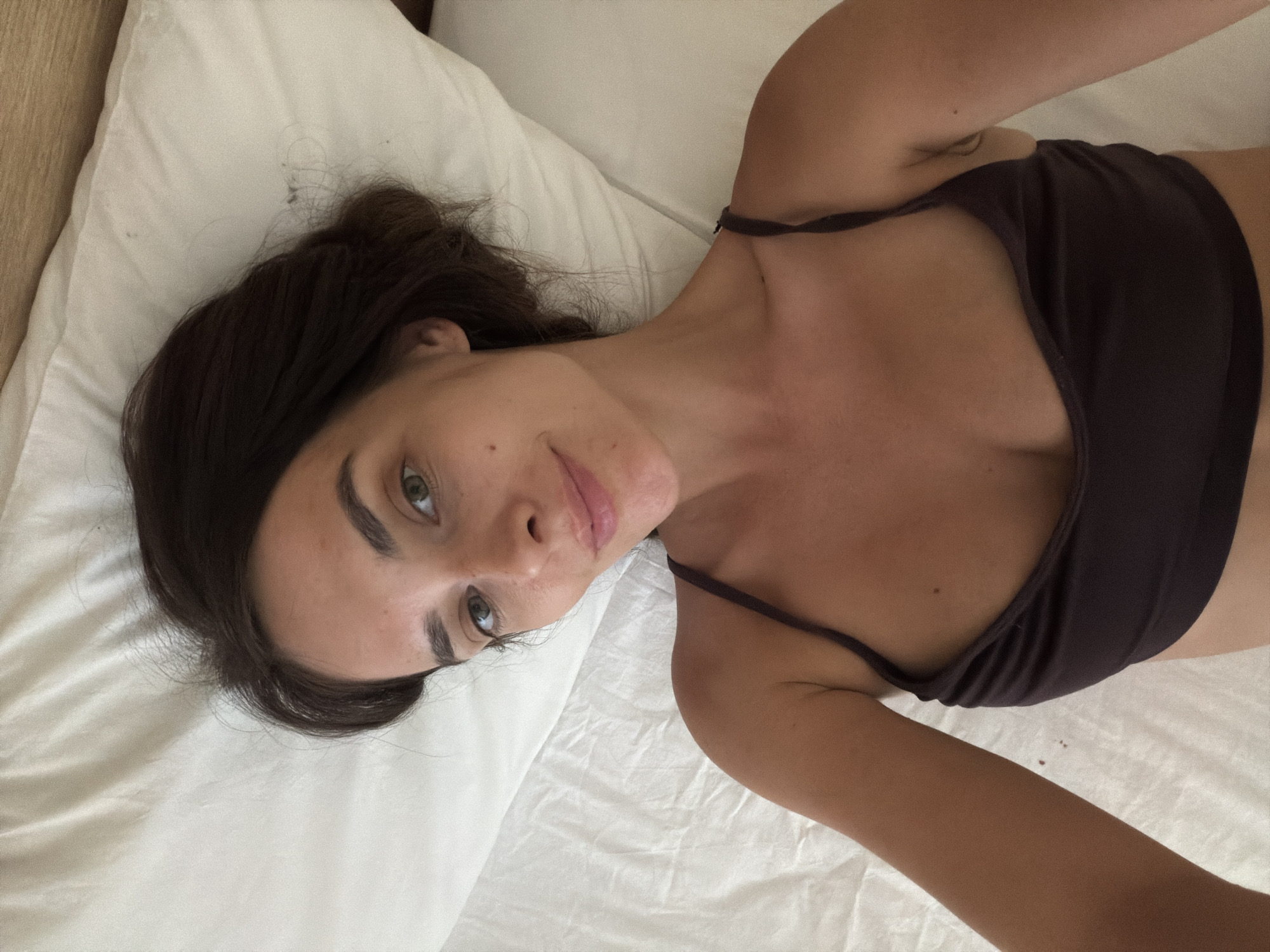 Hotel morning in Fethiye: selfies, a toddler, and magnetic toys