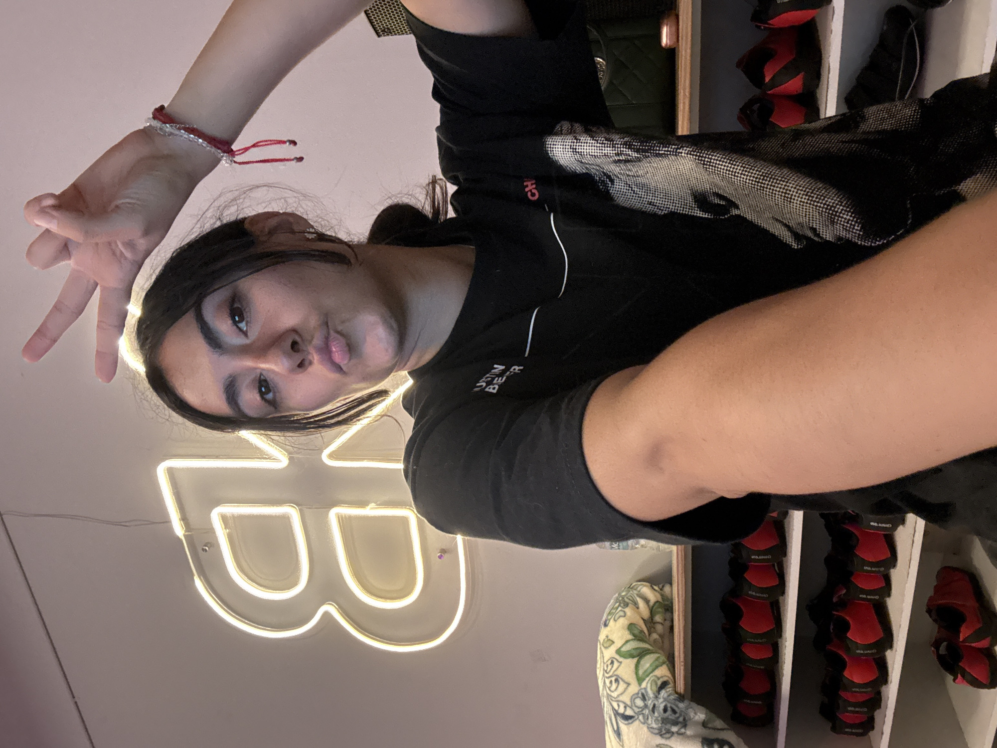 Young woman takes late-night selfies in Puebla