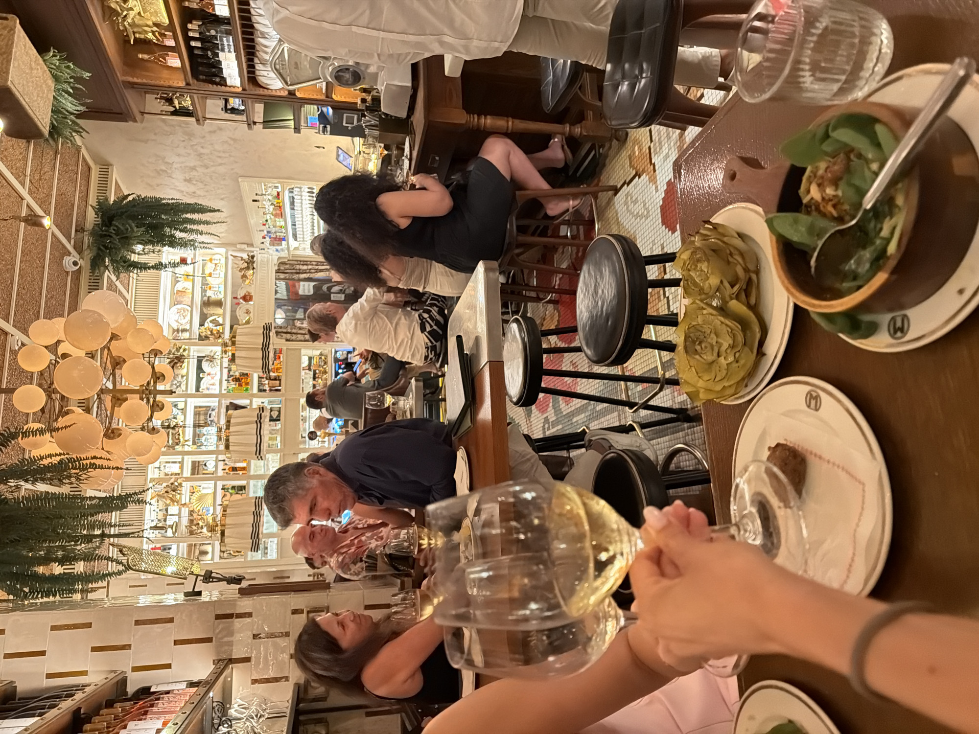 Dinner at a cozy upscale restaurant in Alicante