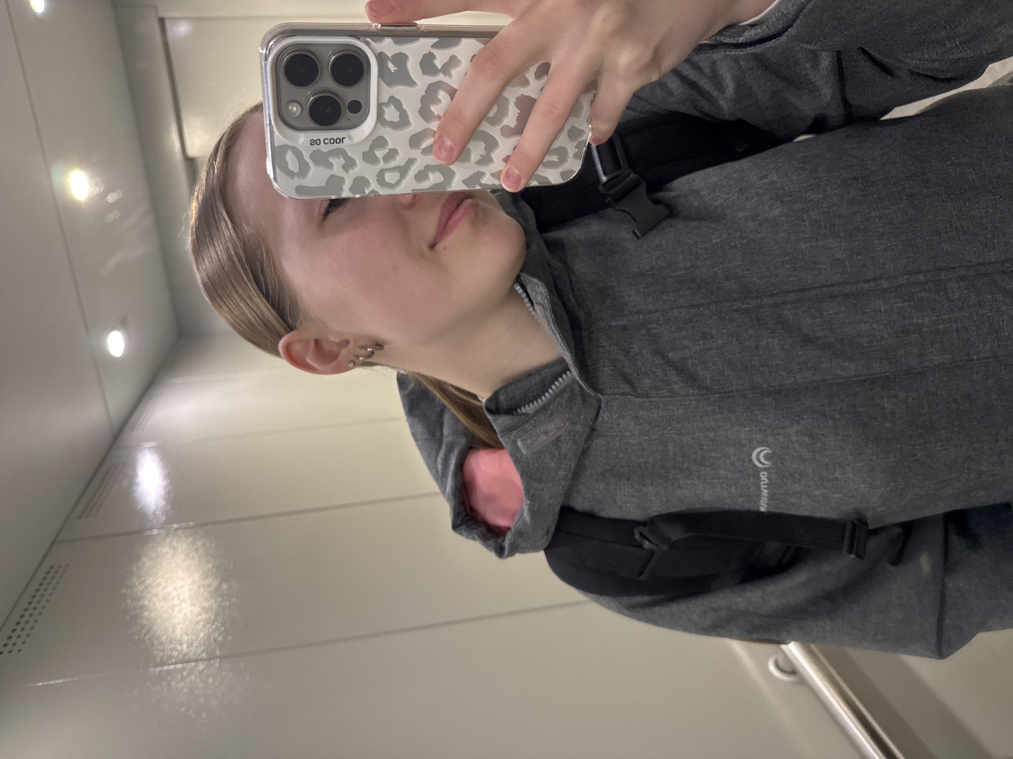 Early morning selfie session documented in Chaikovsky, Russia