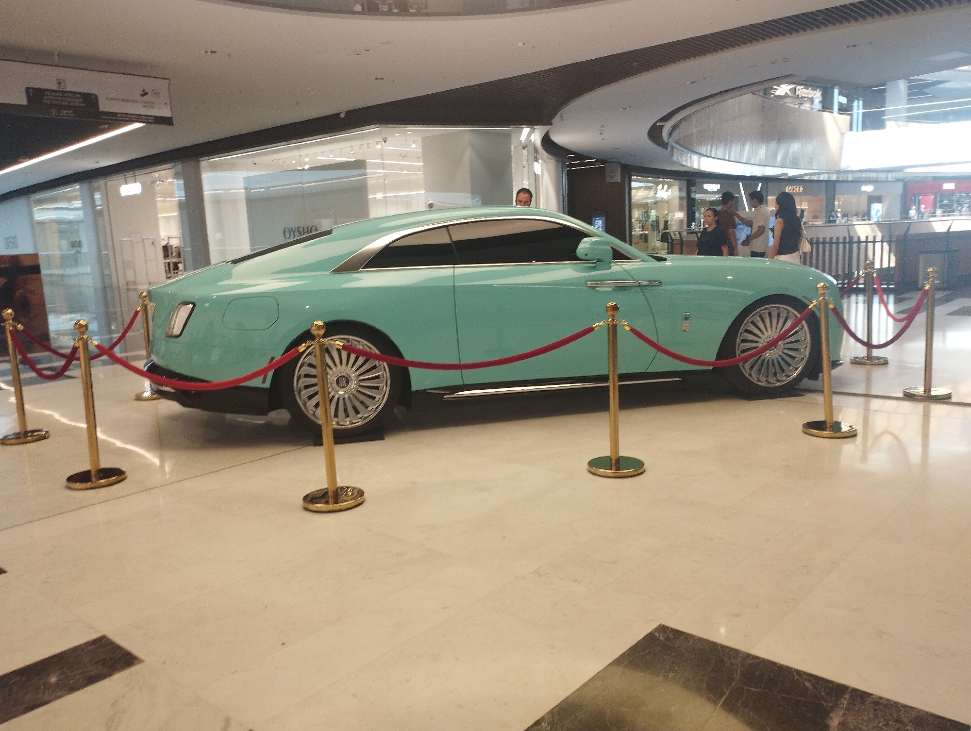 Inside Tashkent's metro and City Mall on a weekday morning