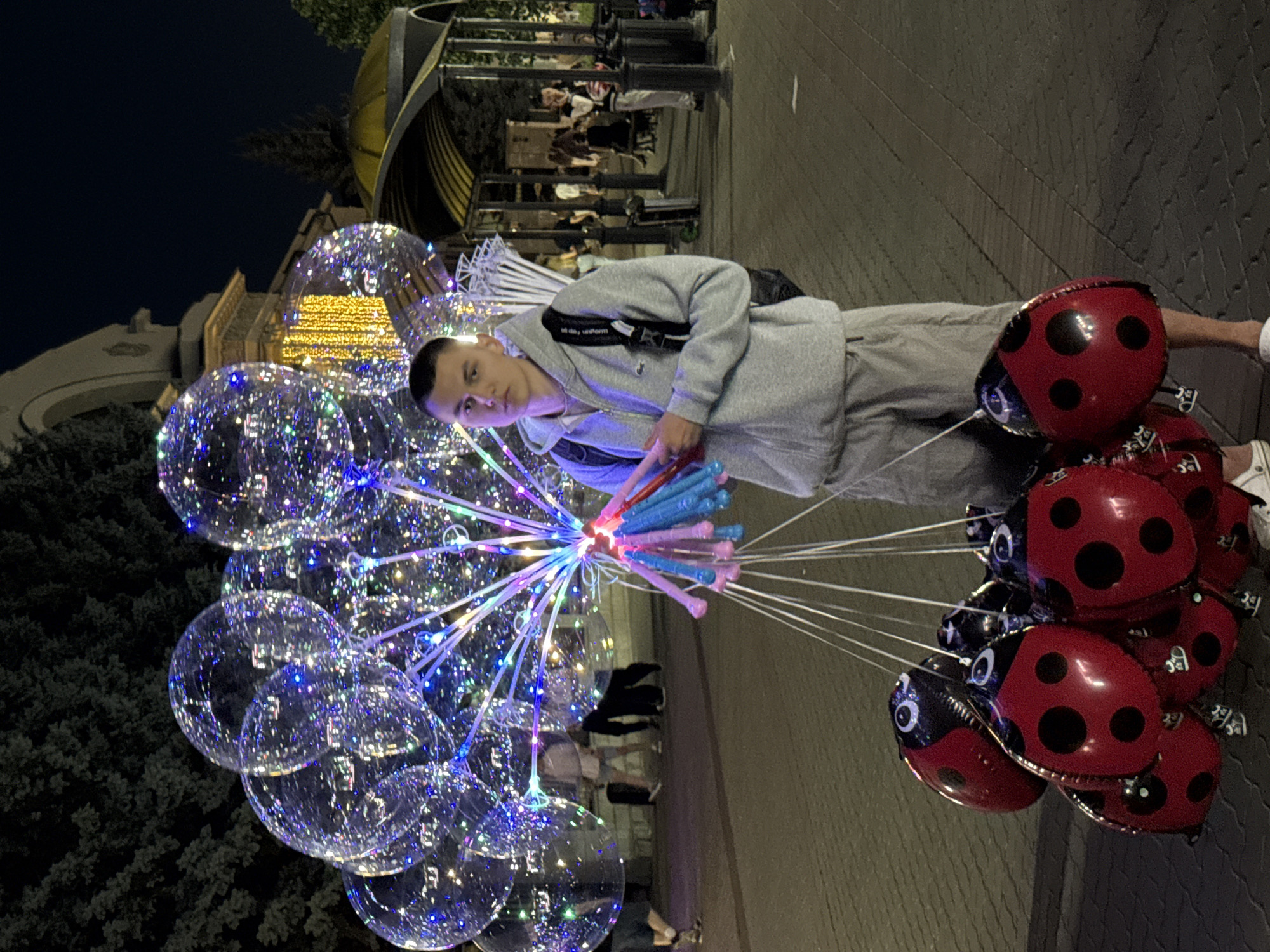 Live music and glowing balloons on Kazan streets at night