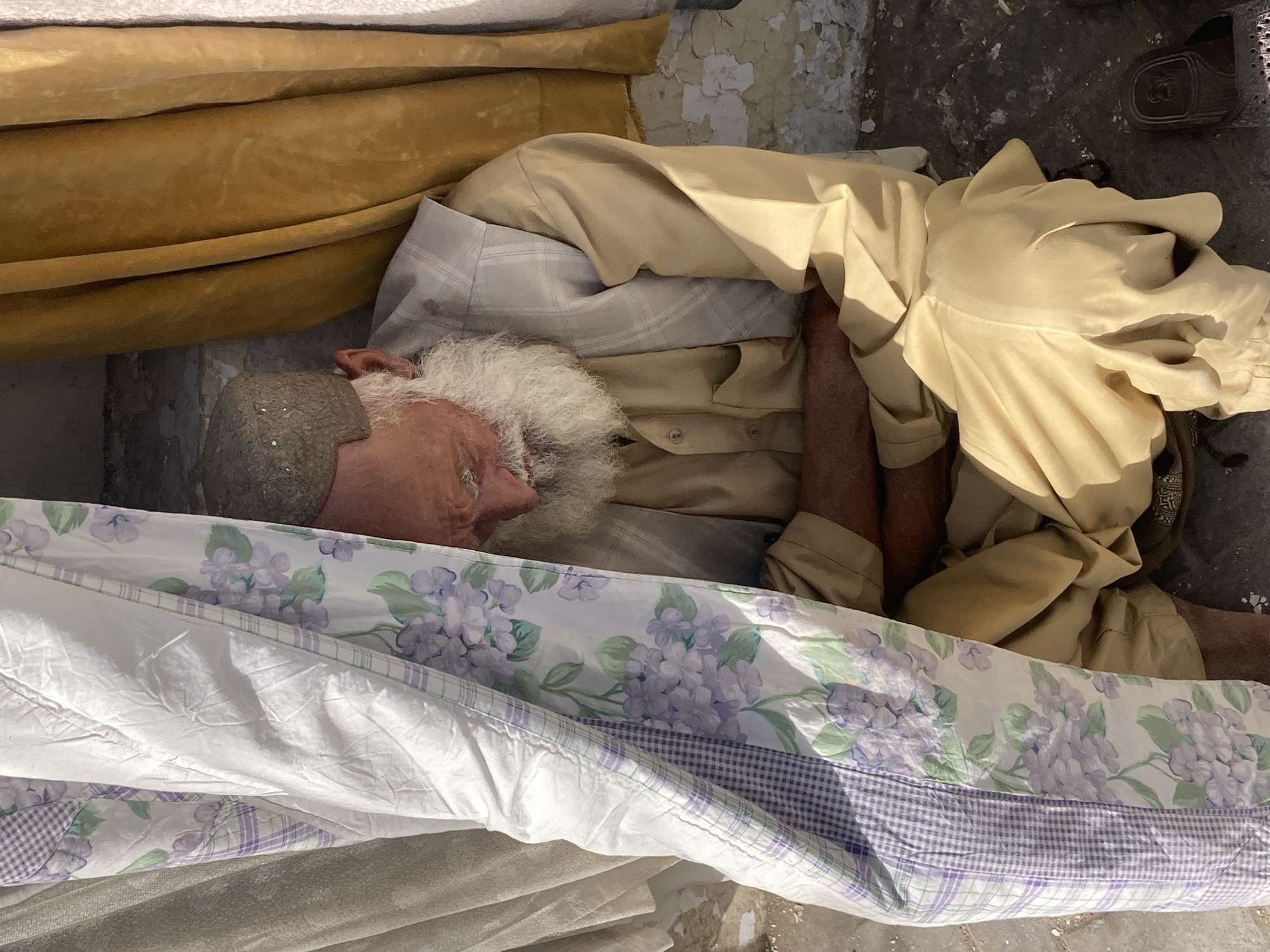 Daily life and funeral observed in Quetta, Pakistan