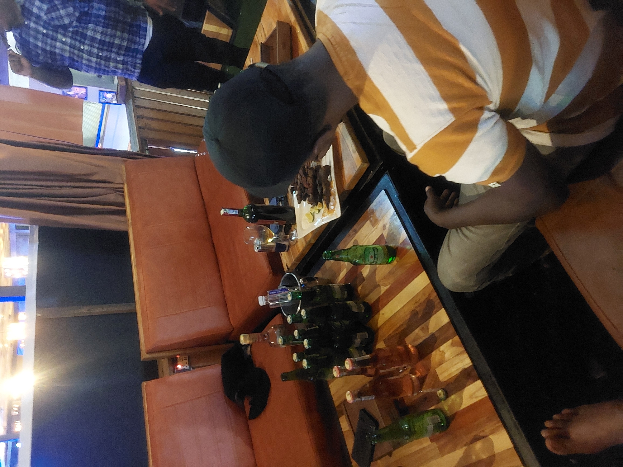 Evening social gathering with drinks, live music in Dar es-Salaam