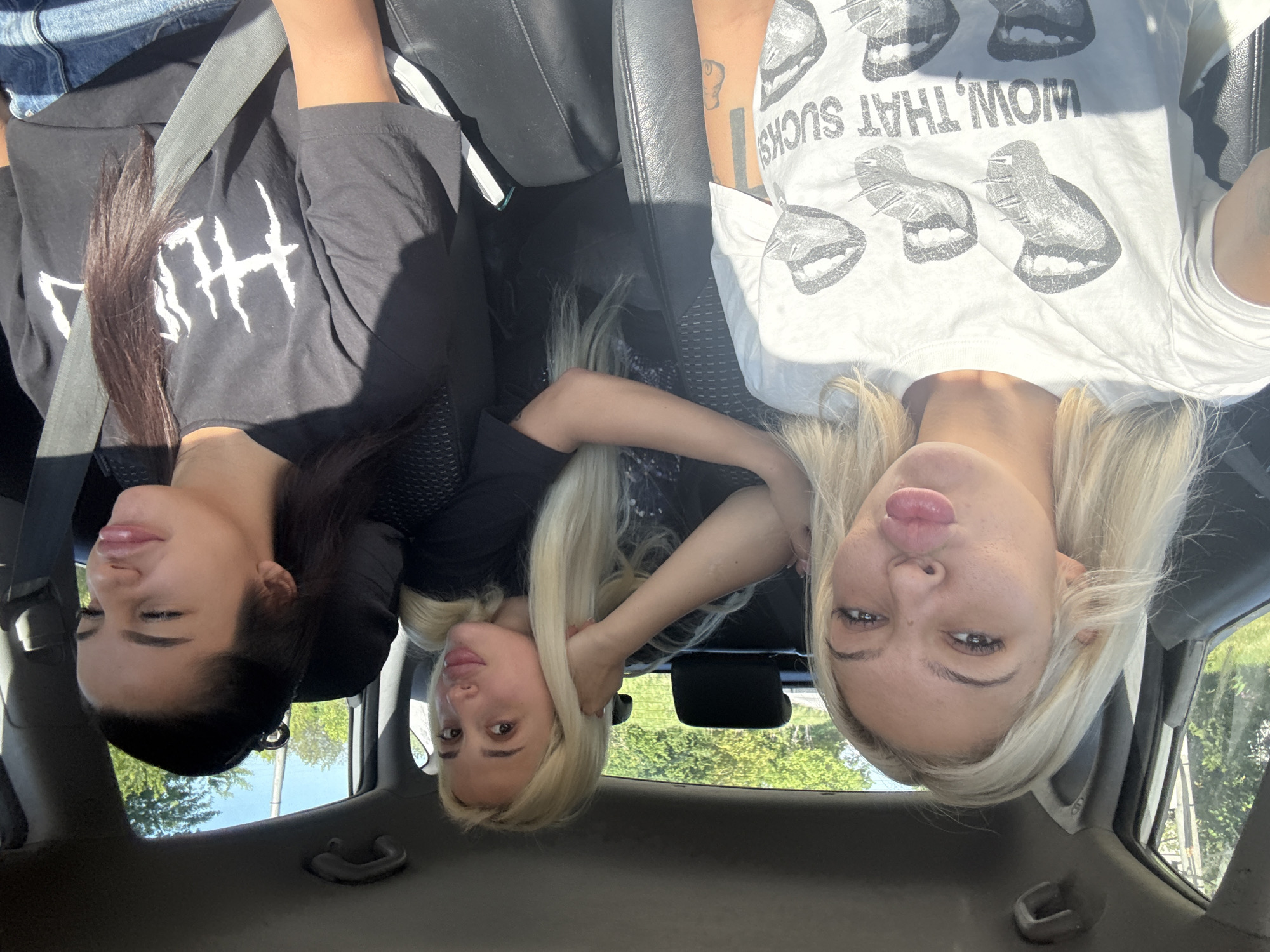 Three women spotted in car in Yagodovo, Bulgaria