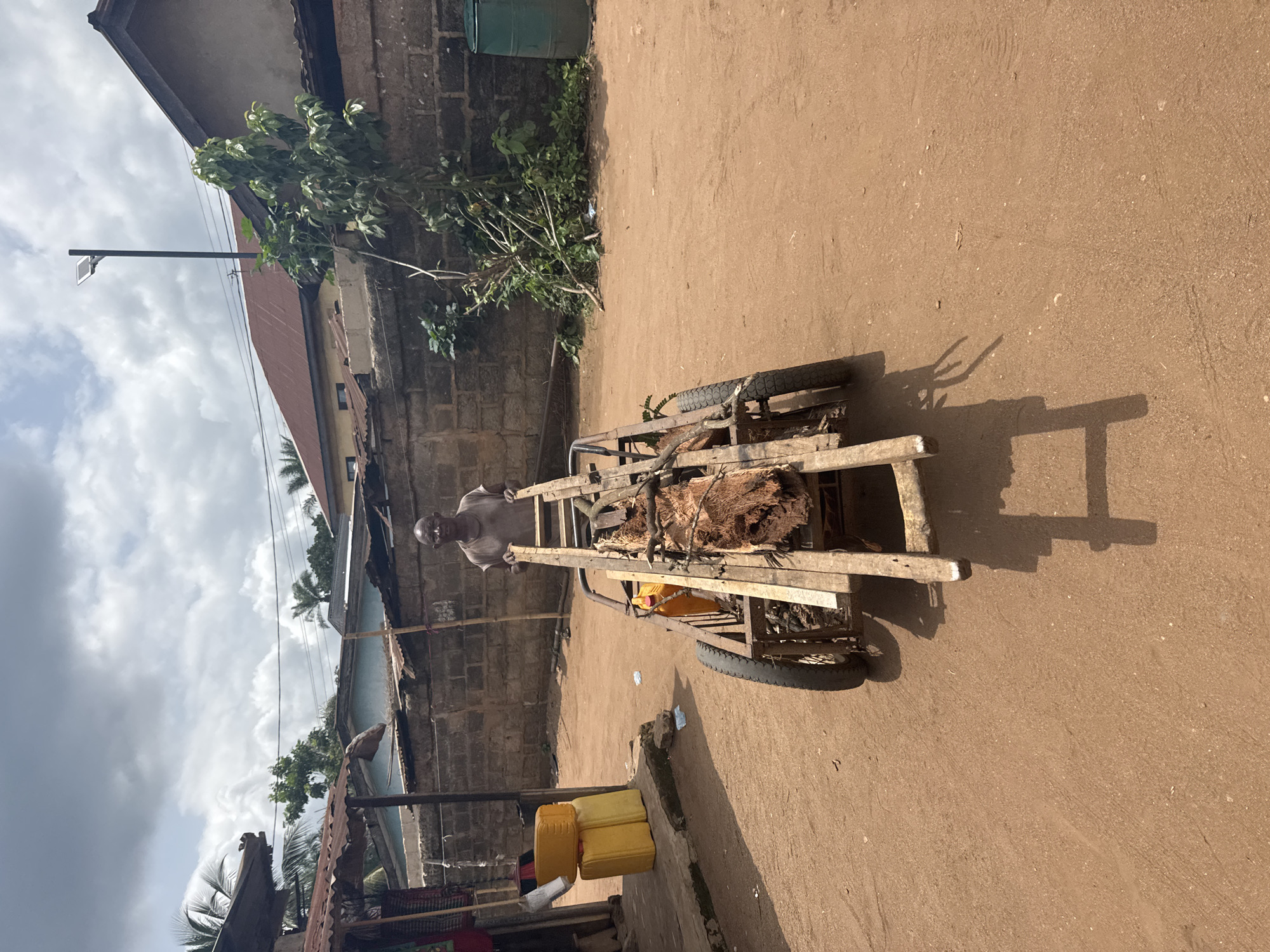 Daily transport activities documented in Aboh, Nigeria