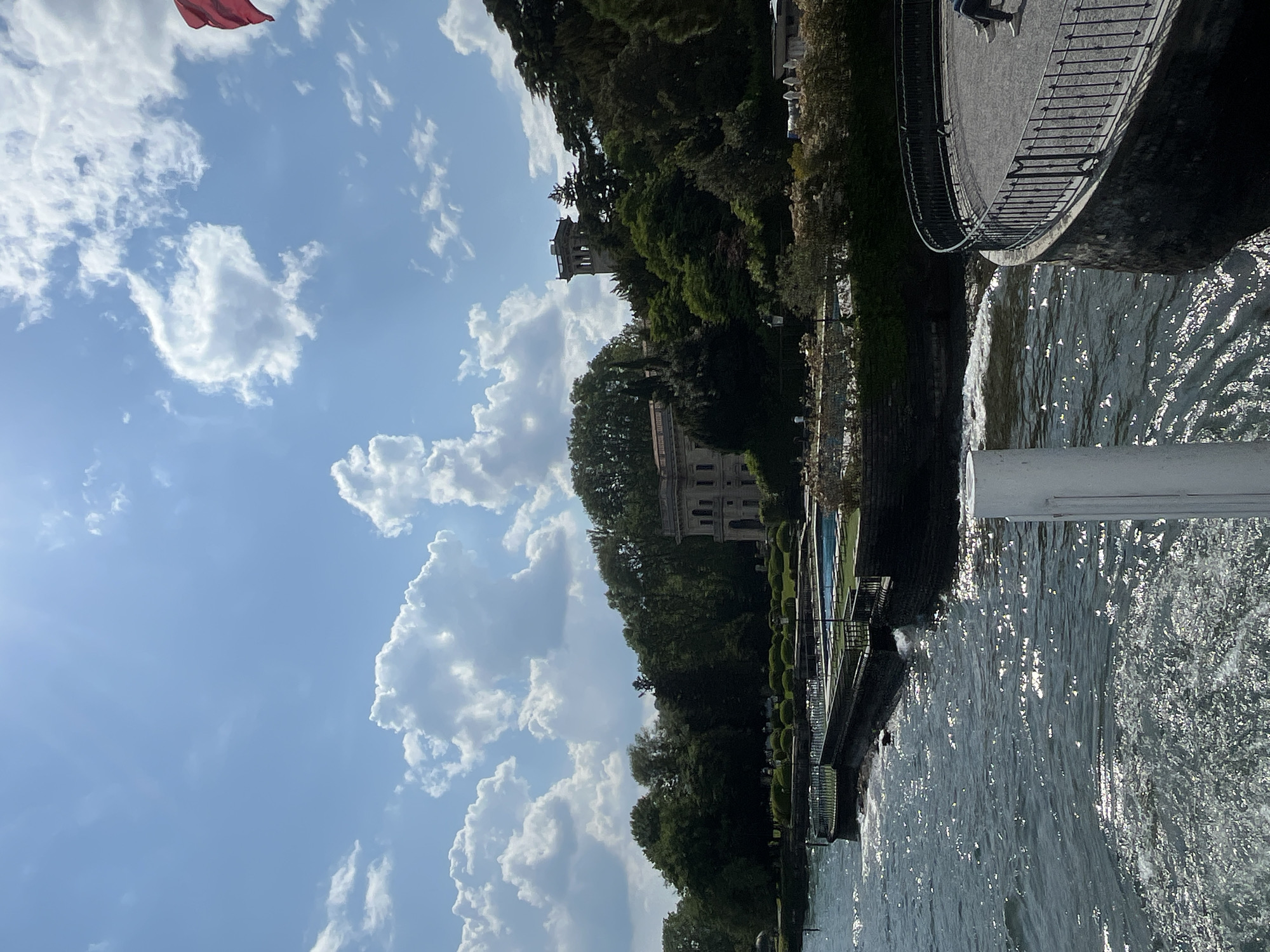 Clear day captured along Lake Como waterfront in Cernobbio