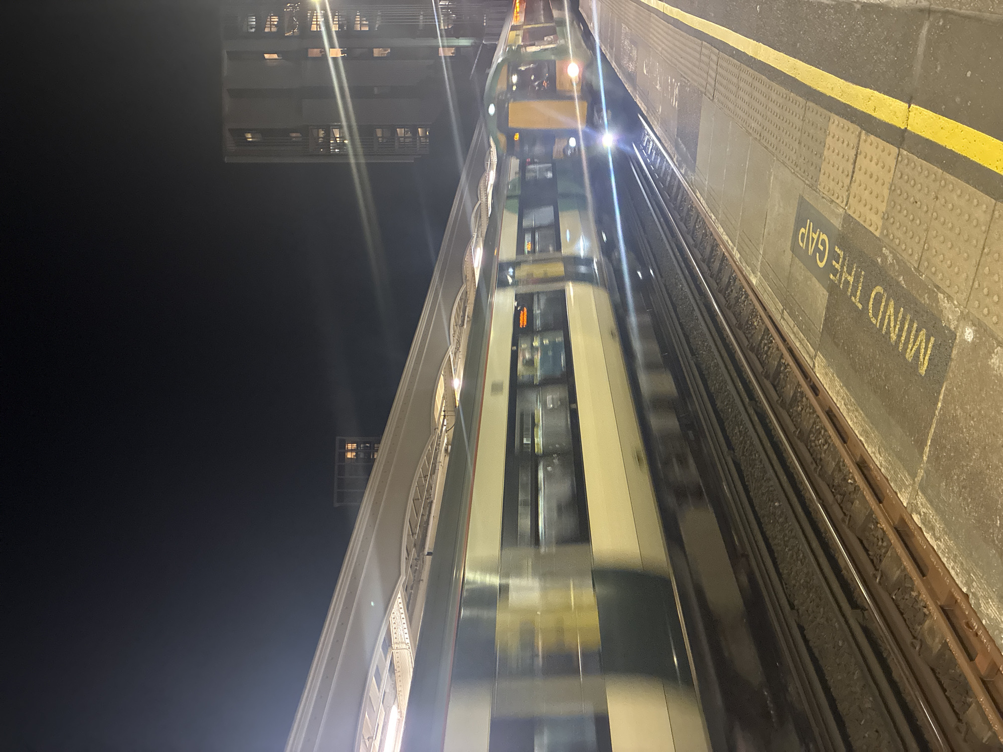 London Underground evening service documented by multiple witnesses