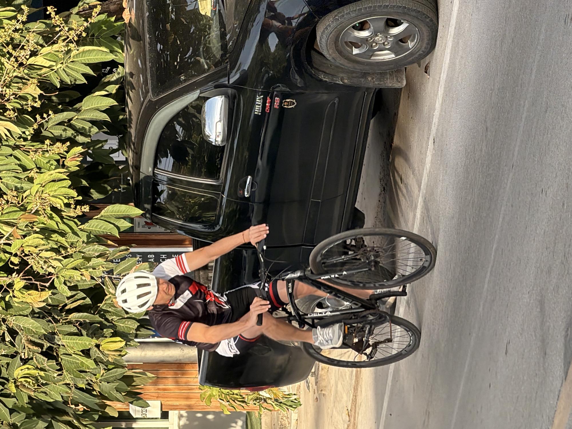 Quiet morning snapshots from Ko Samui — food, flight, and streets