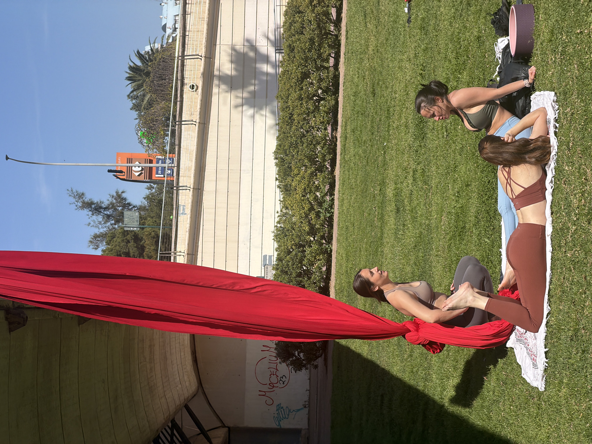 Spring morning activities in Valencia's Turia Gardens