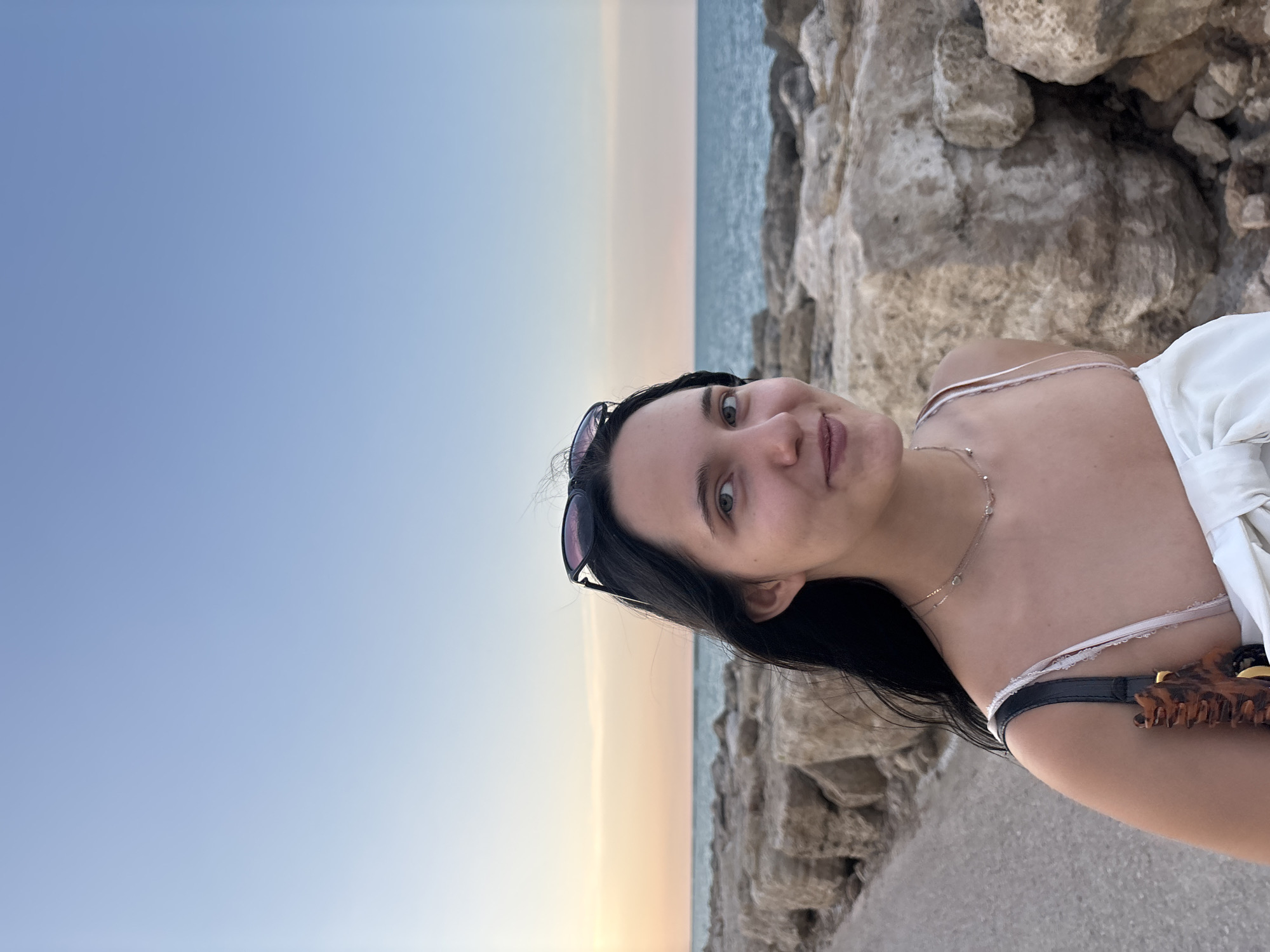 Sunset hang on the Grottammare rocky shoreline