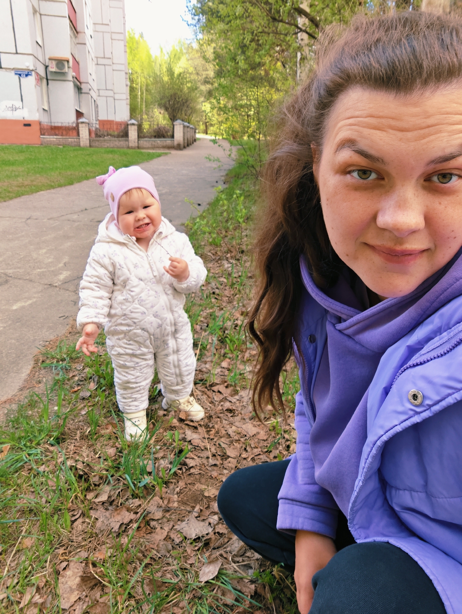 Mother and child outdoor activities documented in Chaikovsky, Russia