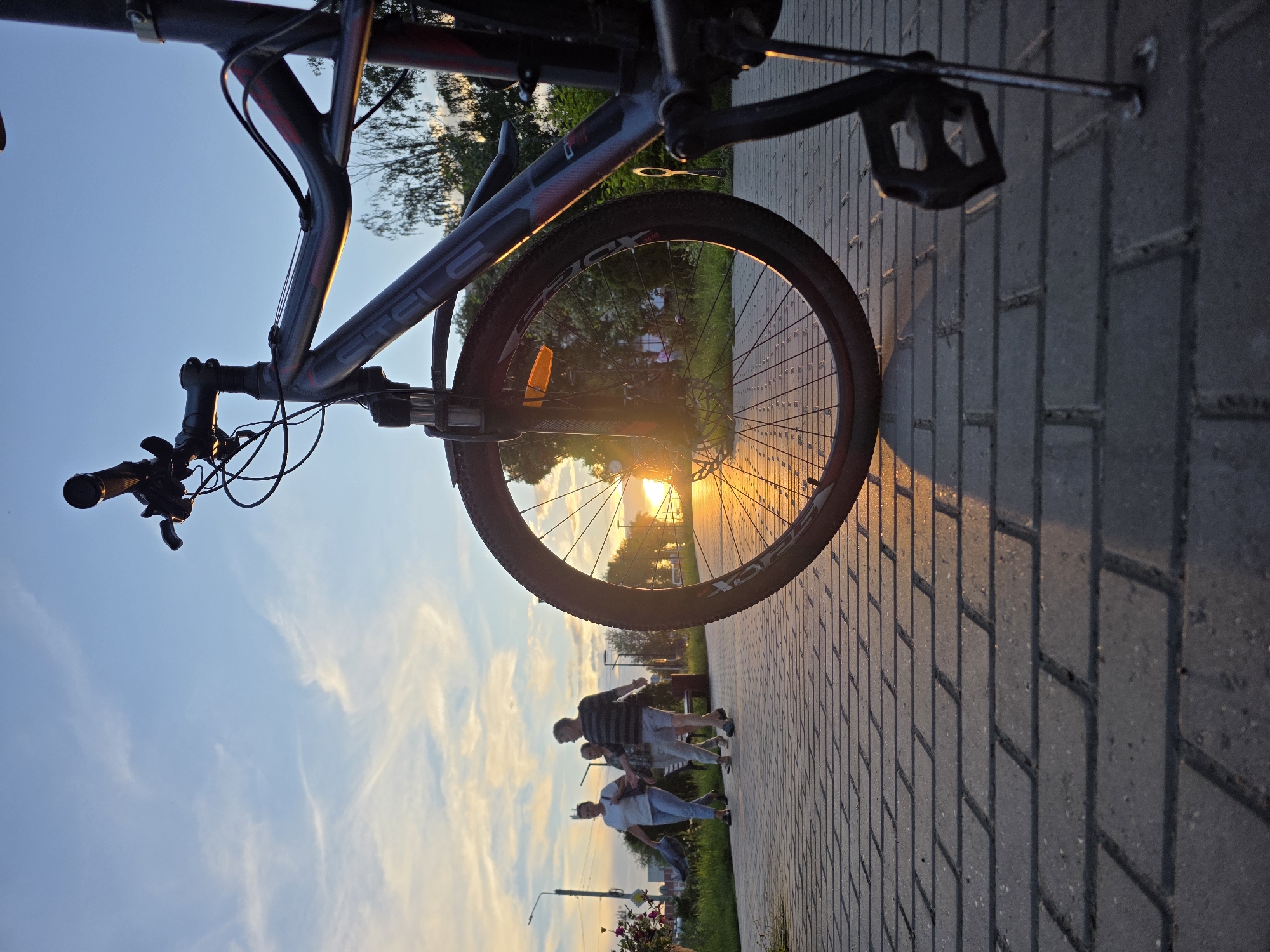 Golden hour along Chaikovsky's summer promenade
