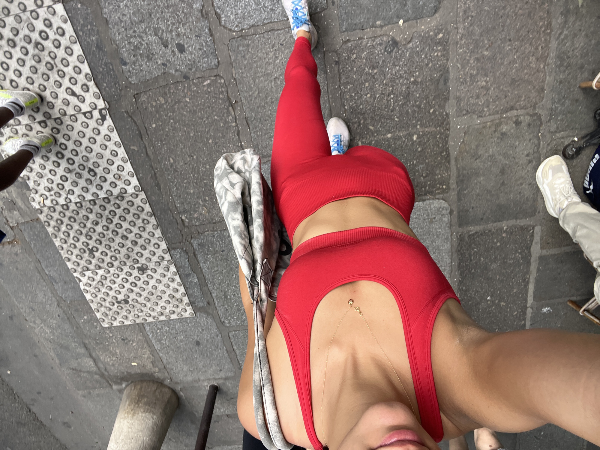 Afternoon fitness session in Paris studio and outdoor areas