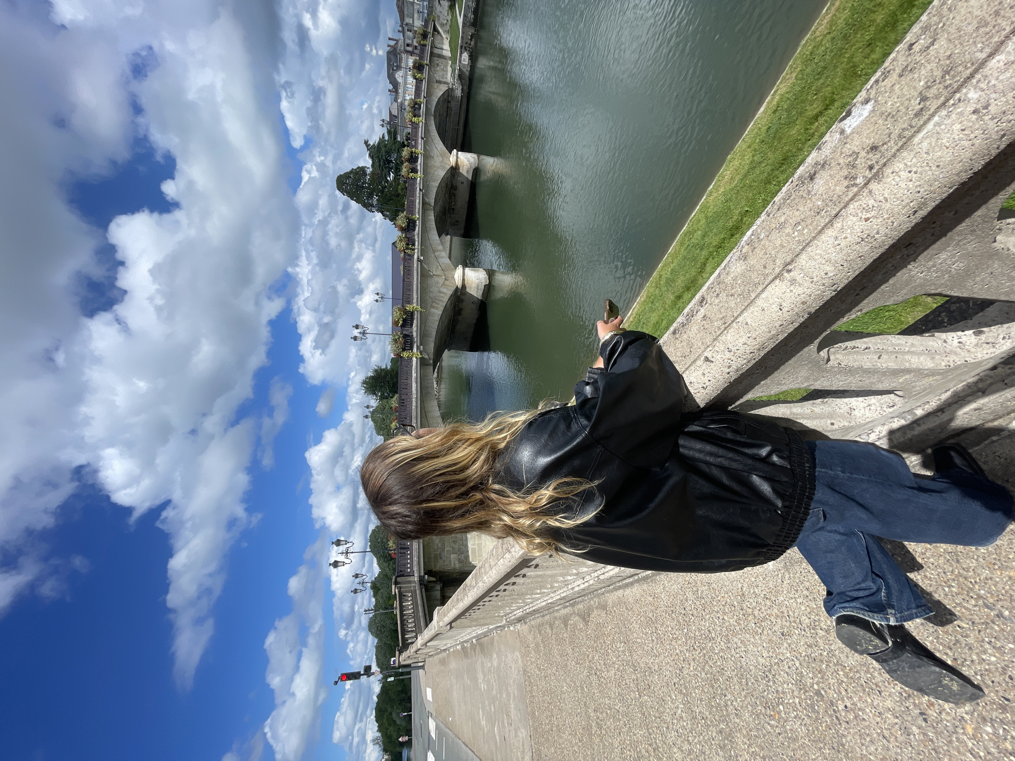 Quiet Sunday afternoon documented along Charente River in Saintes