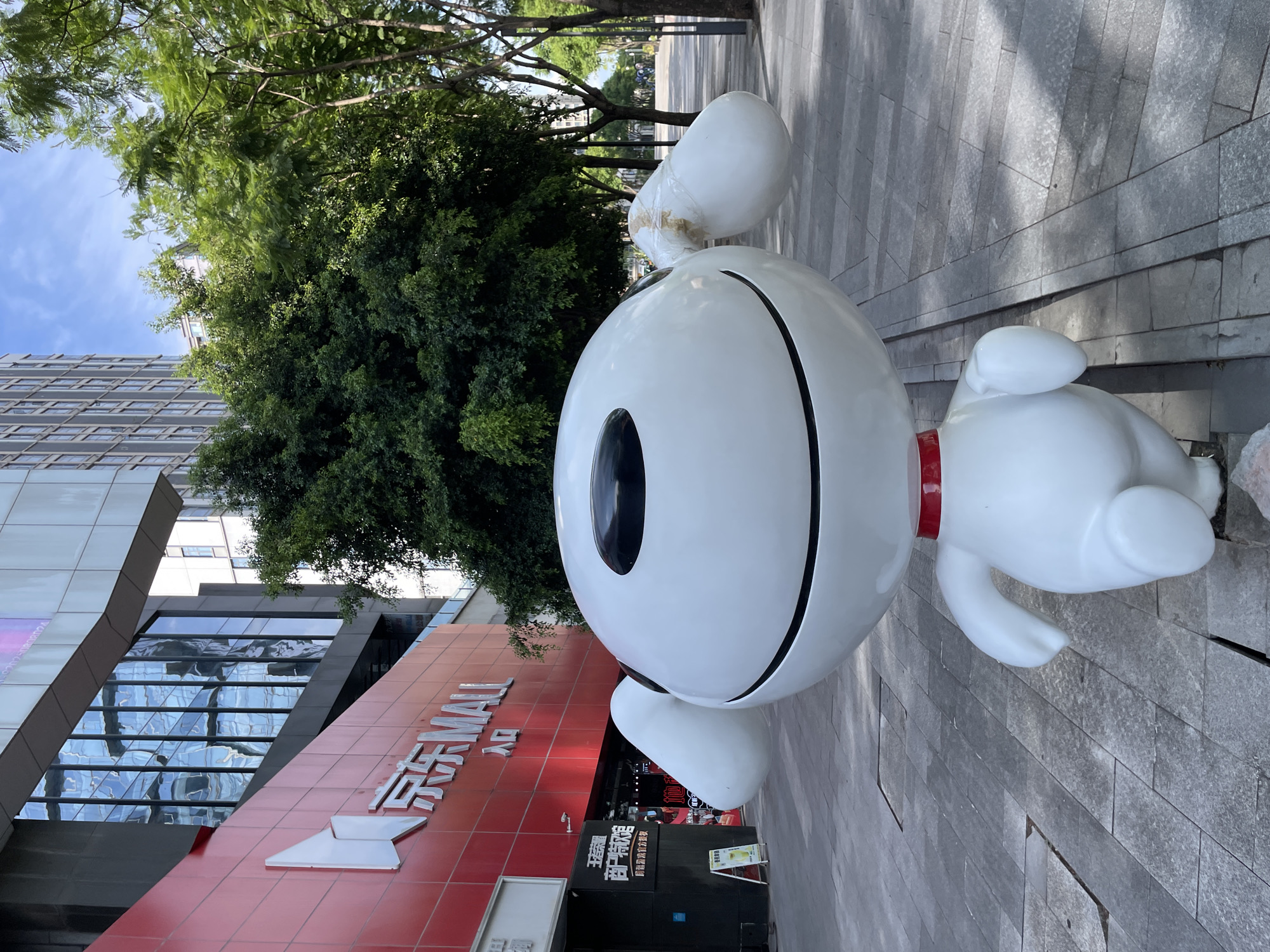 Inside Liangjiang's multi-brand electronics mall on a July morning