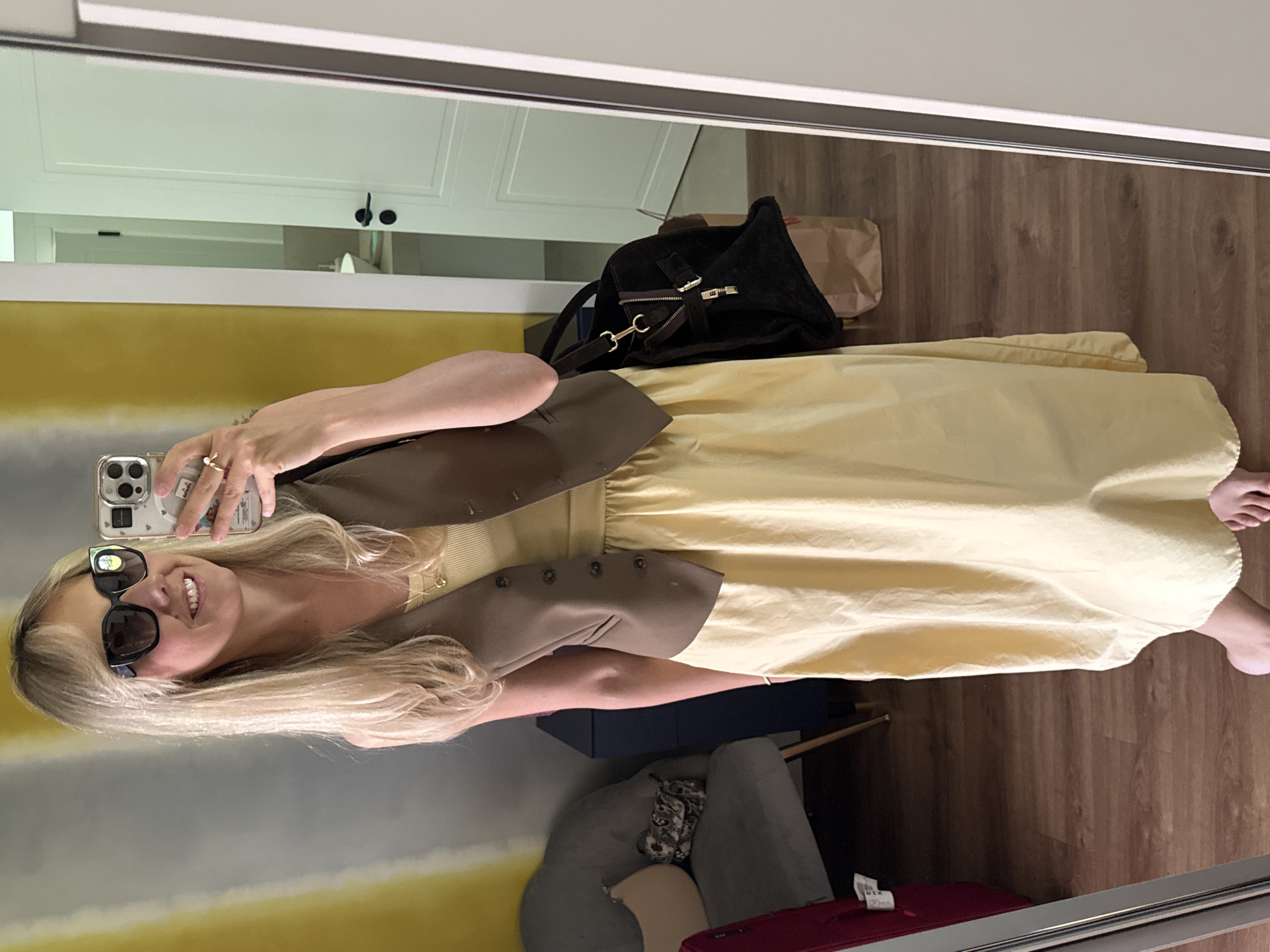 Mirror selfie in summer layers, Carnikava, Latvia.