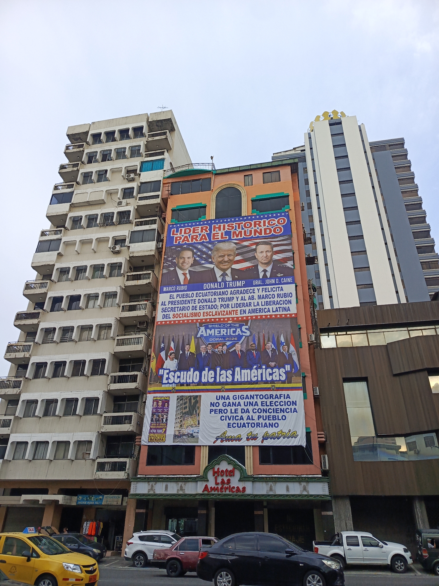Guayaquil street scenes captured with vehicles and political signage