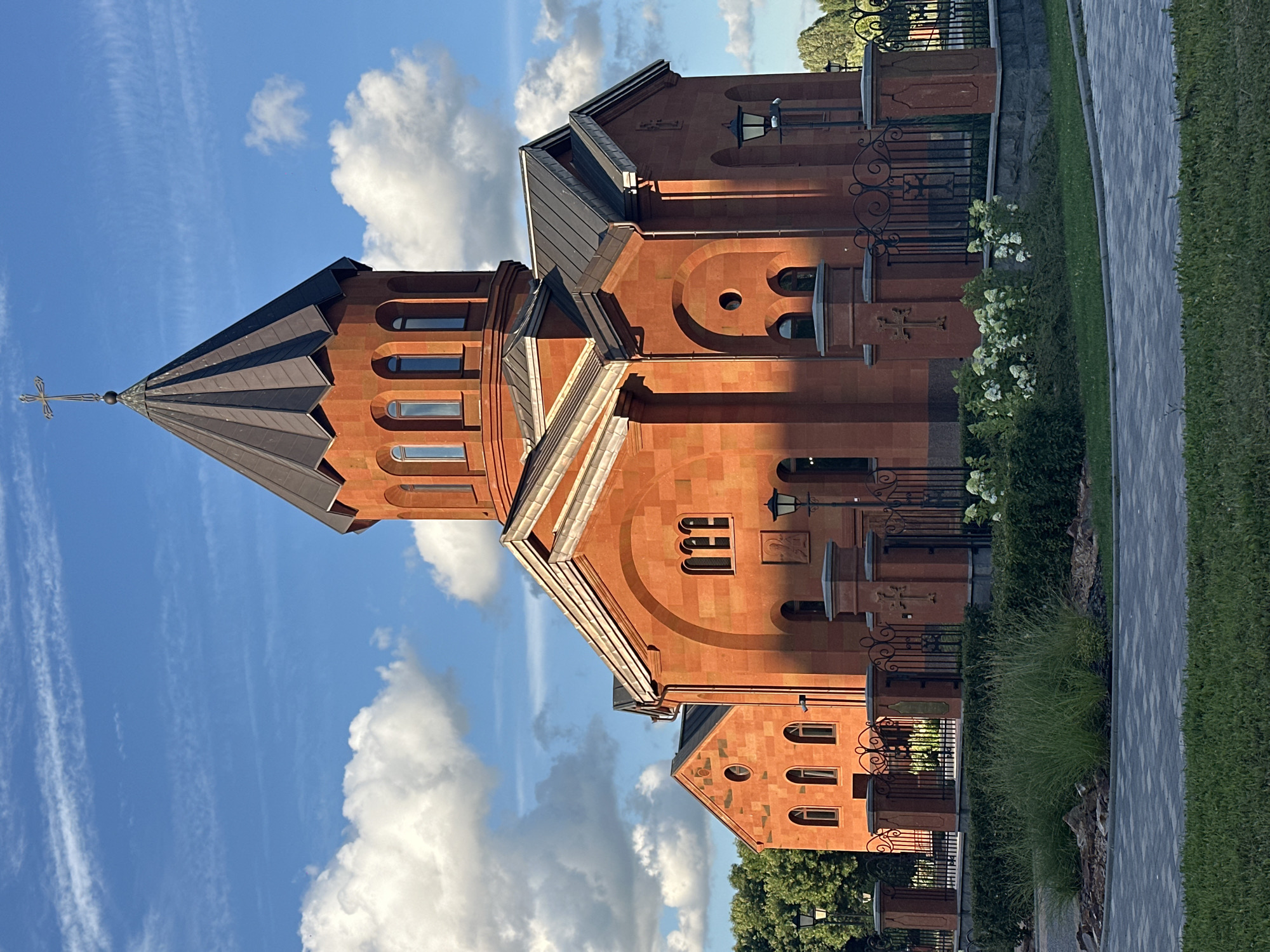 Armenian Apostolic Church of the Holy Cross, Minsk