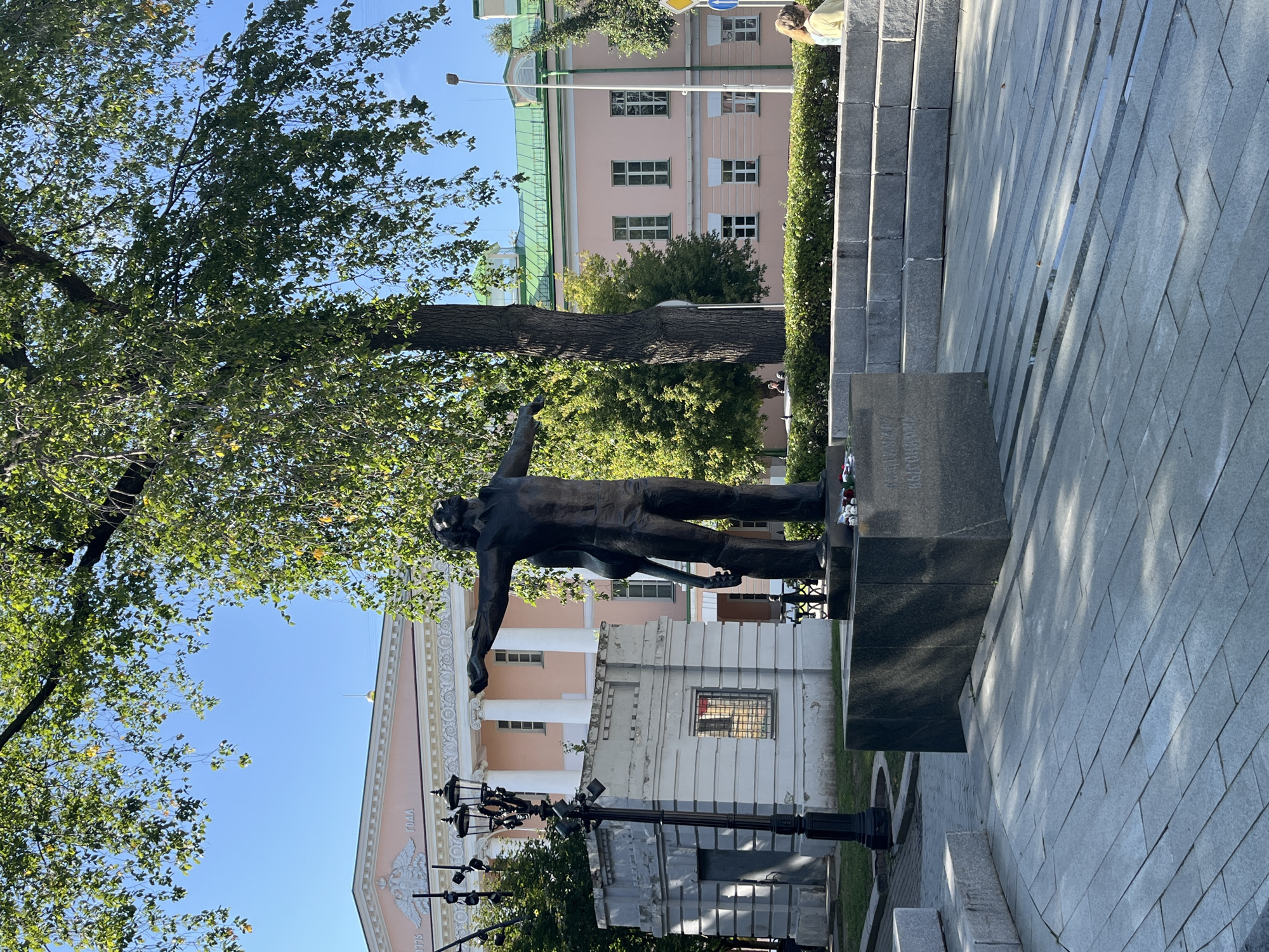 Moscow churches, park sculptures, and street scenes on a sunny afternoon