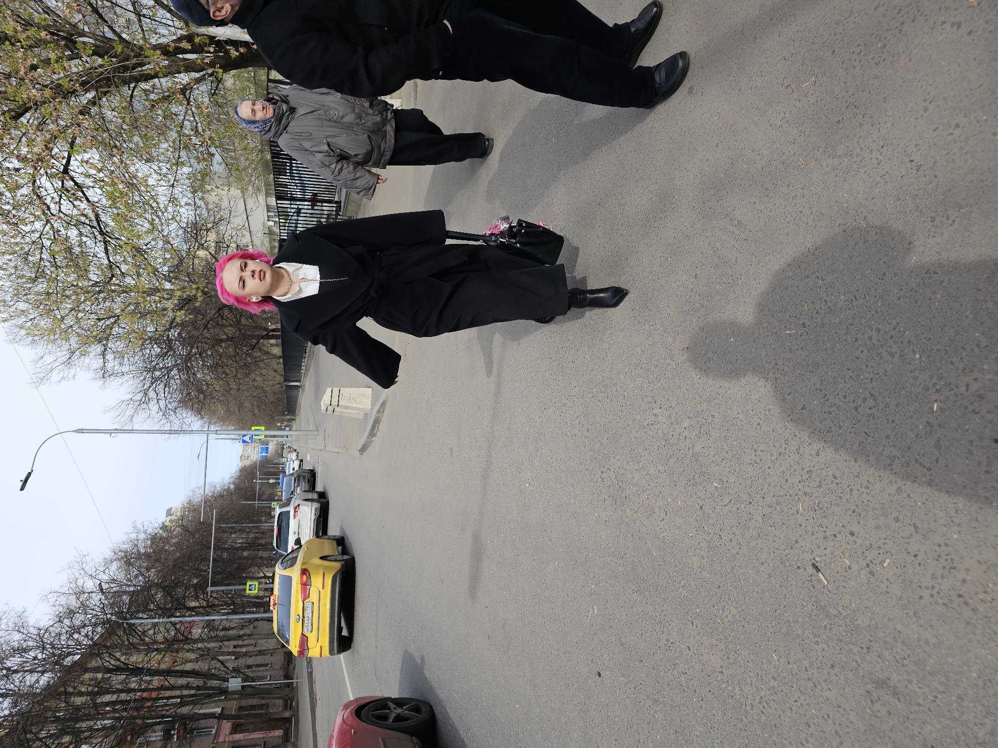 Morning street scene documented in Khimki, Russia