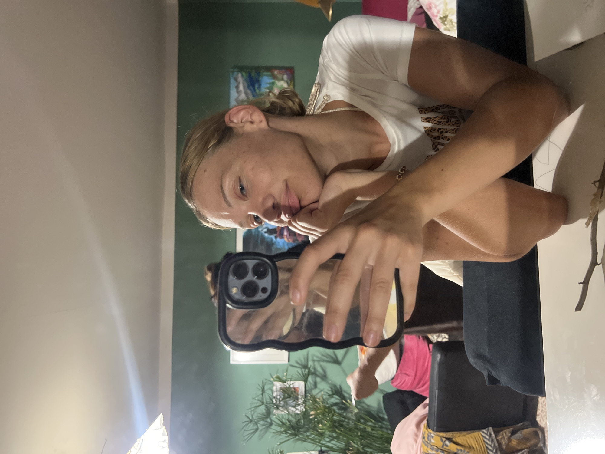 Bedroom selfie session in Mühldorf a. Inn
