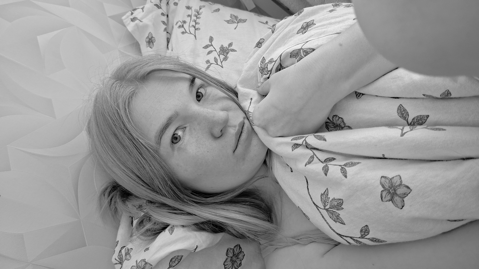 Intimate domestic moments captured in Chaikovsky, Russia early morning