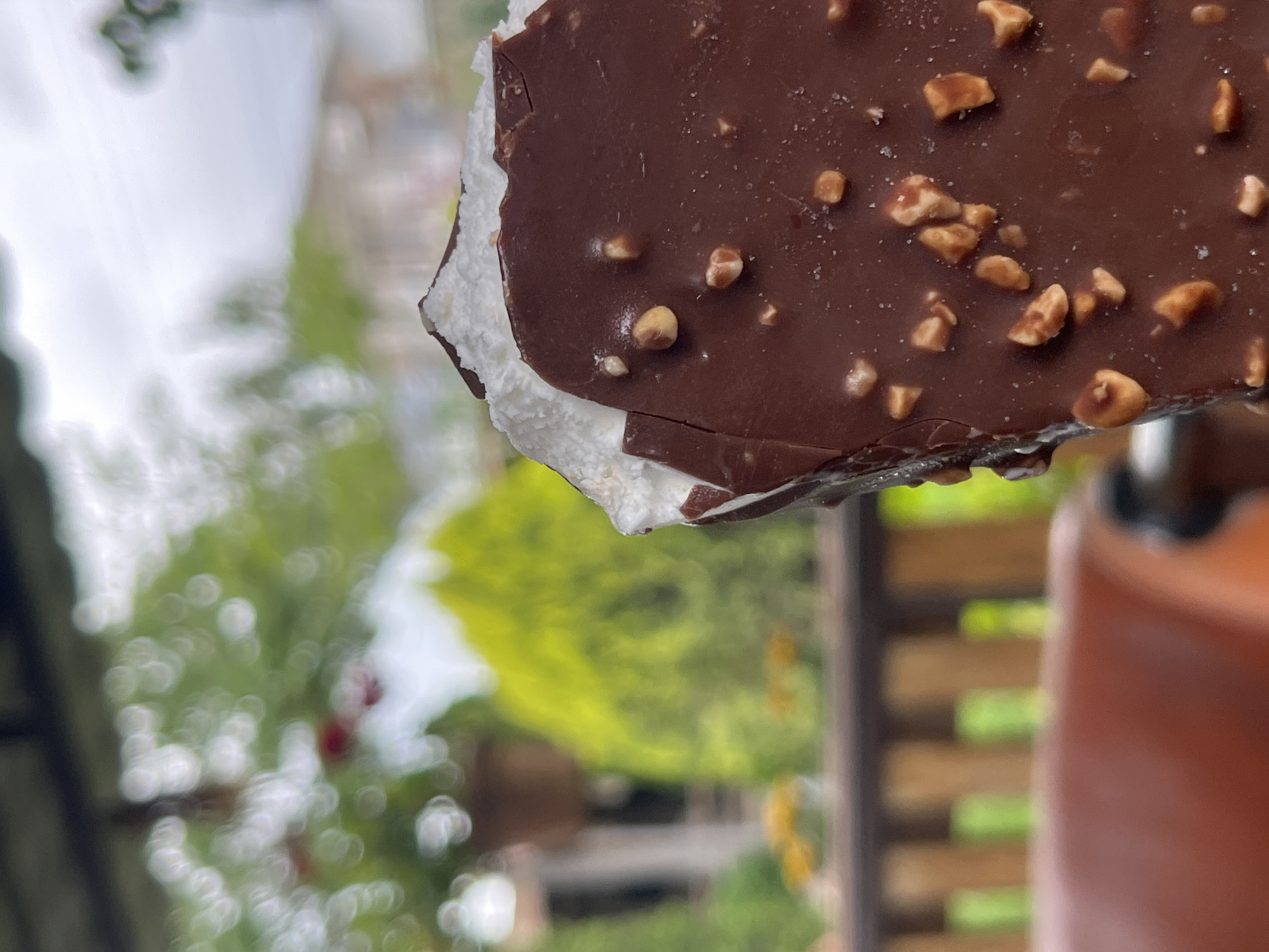 Everyday moments captured in Armenian village: ice cream, resting cat