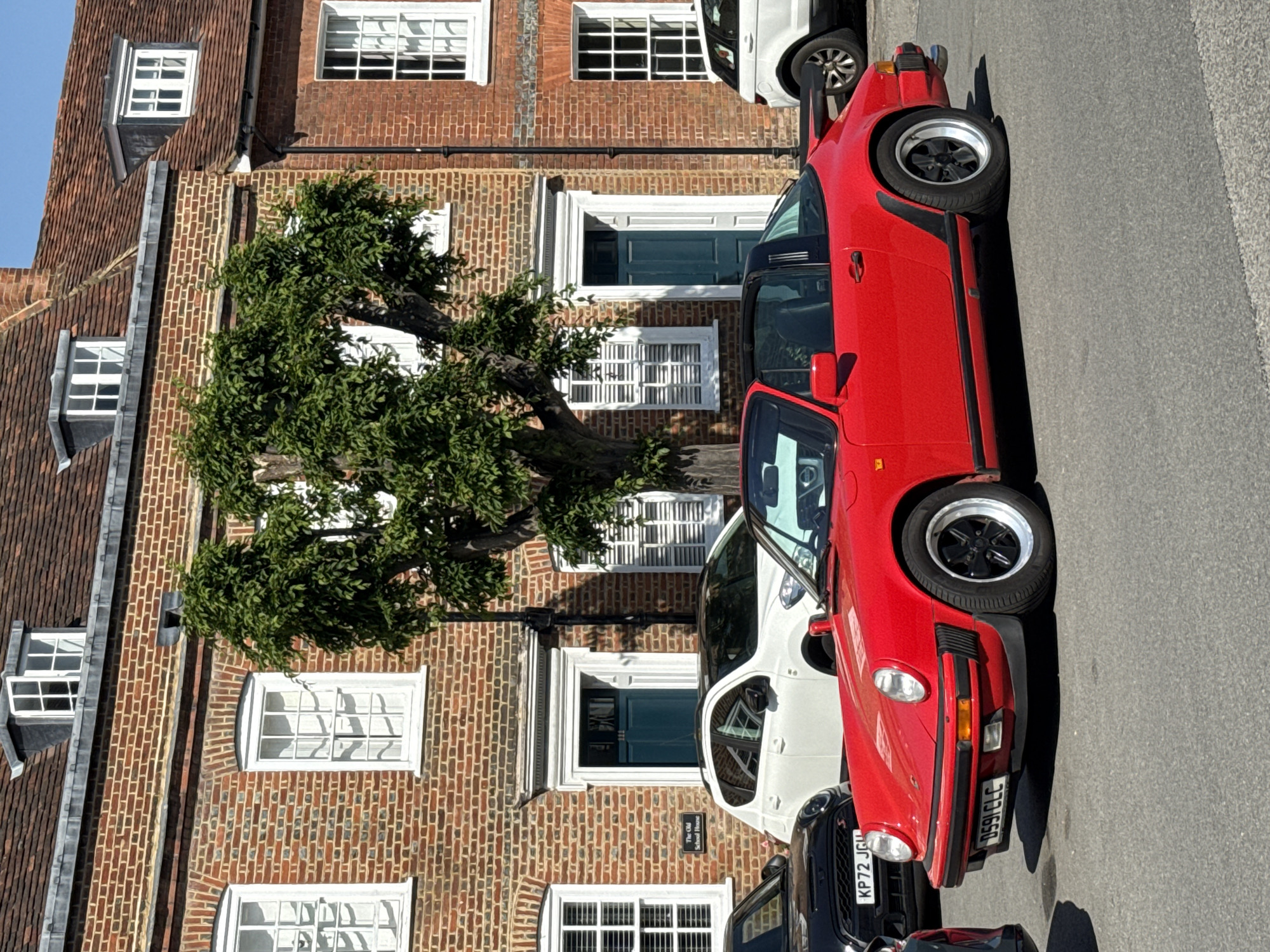 Afternoon scenes documented across historic Amersham town center