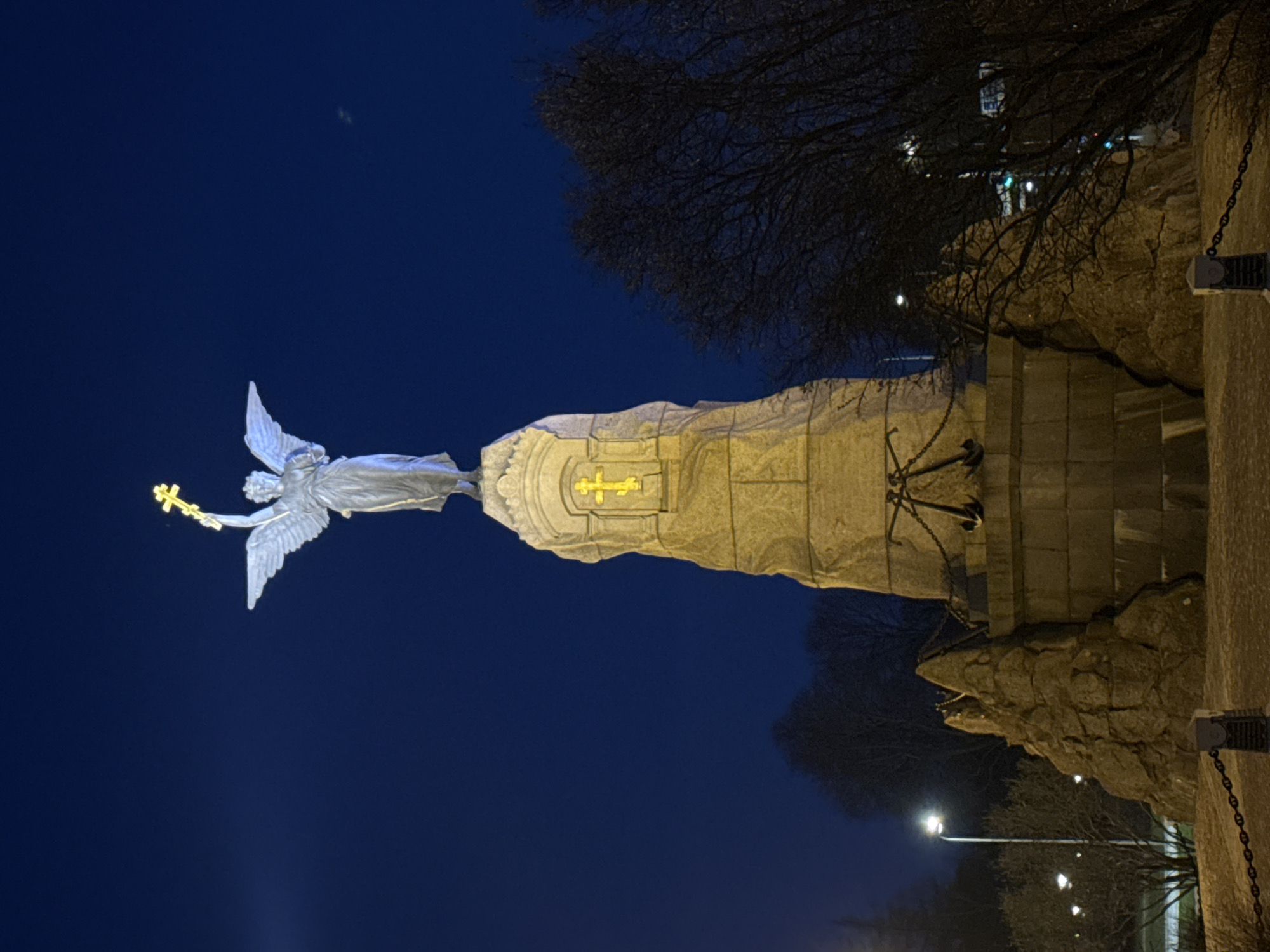 Evening view of illuminated War memorial in Tallinn