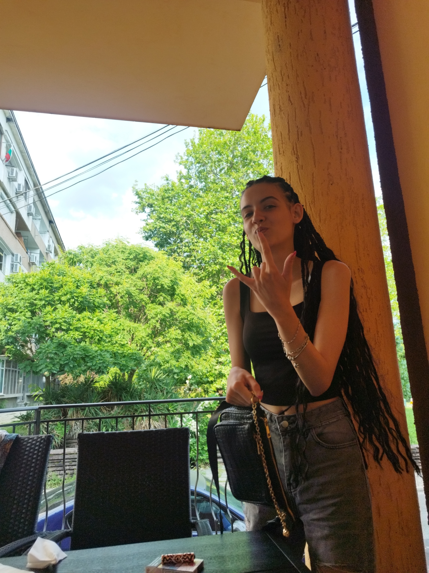 Casual dining documented at Karlovo restaurant patio