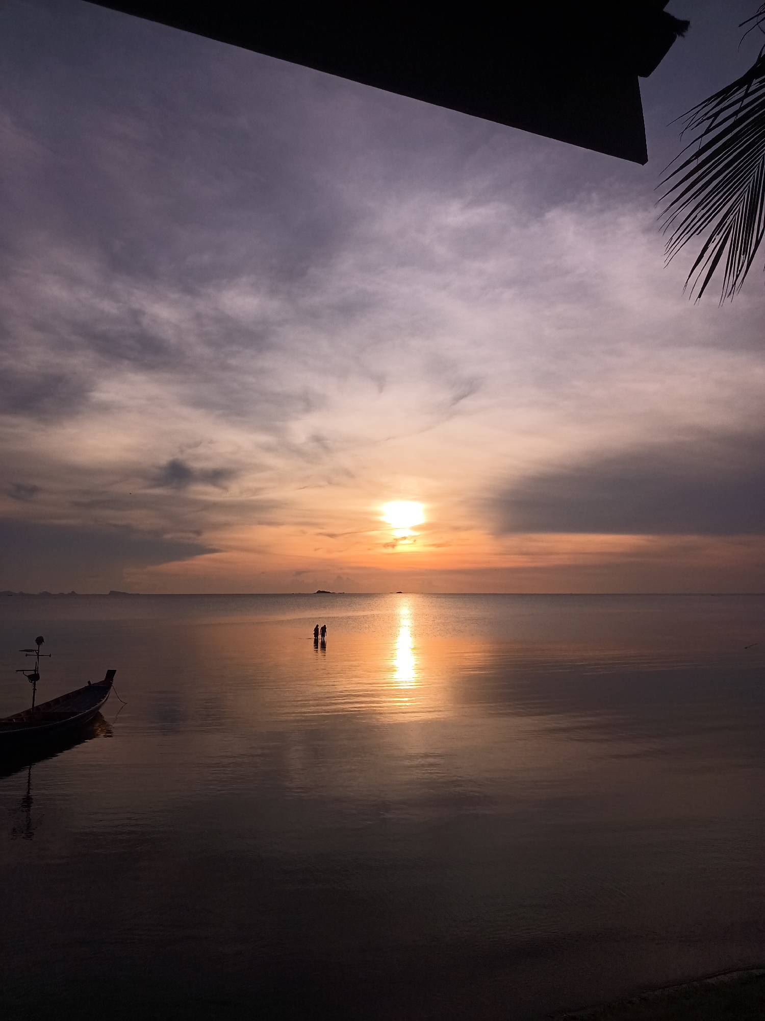 Sunset scenes and daily moments captured in Thai coastal village
