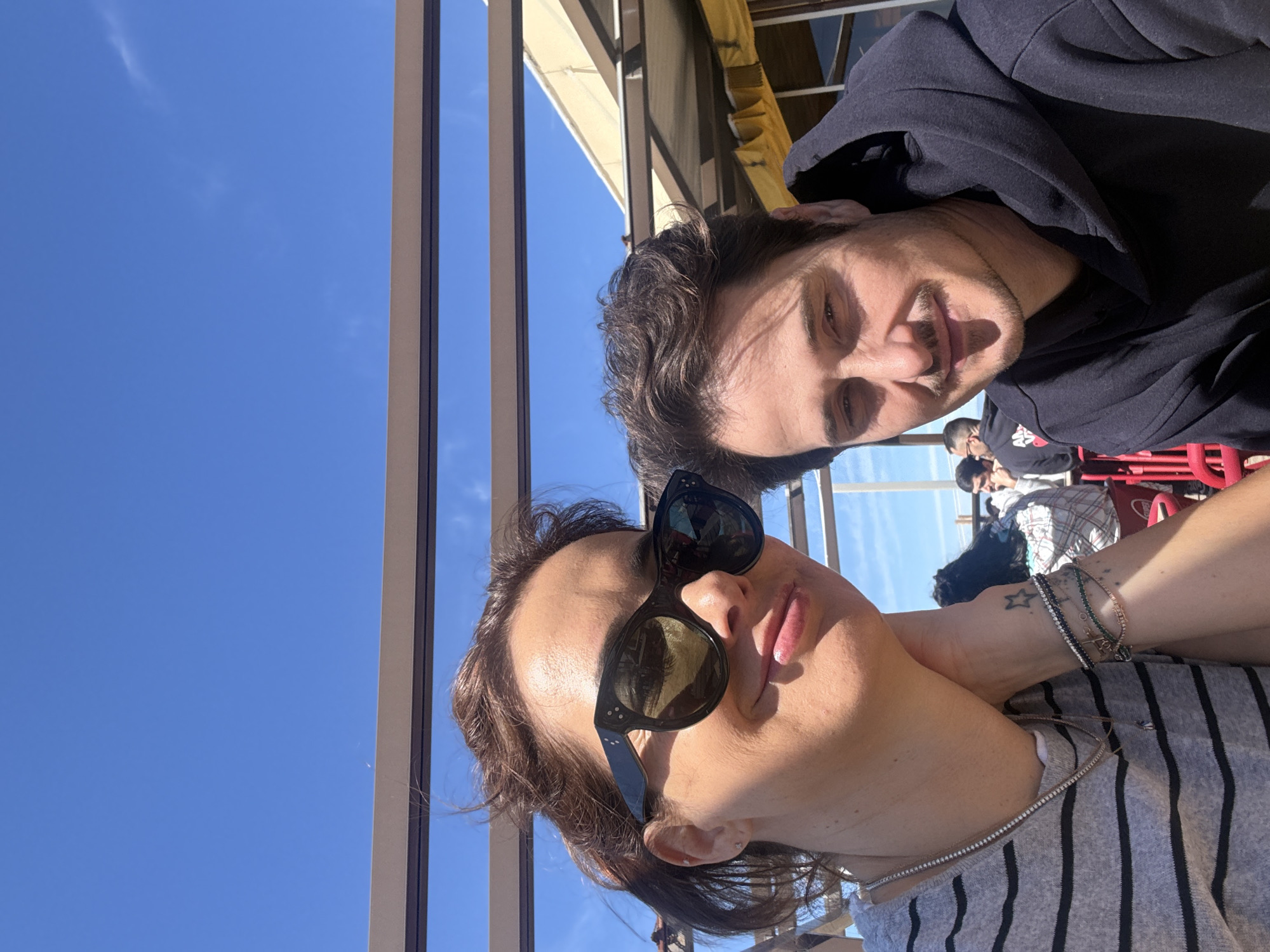 Couple takes sunny day selfie in Vila Nova de Gaia