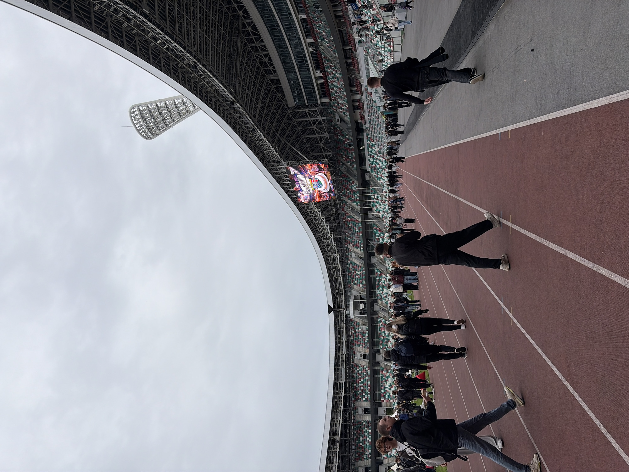 Tourist documents 30-minute journey through central Minsk landmarks