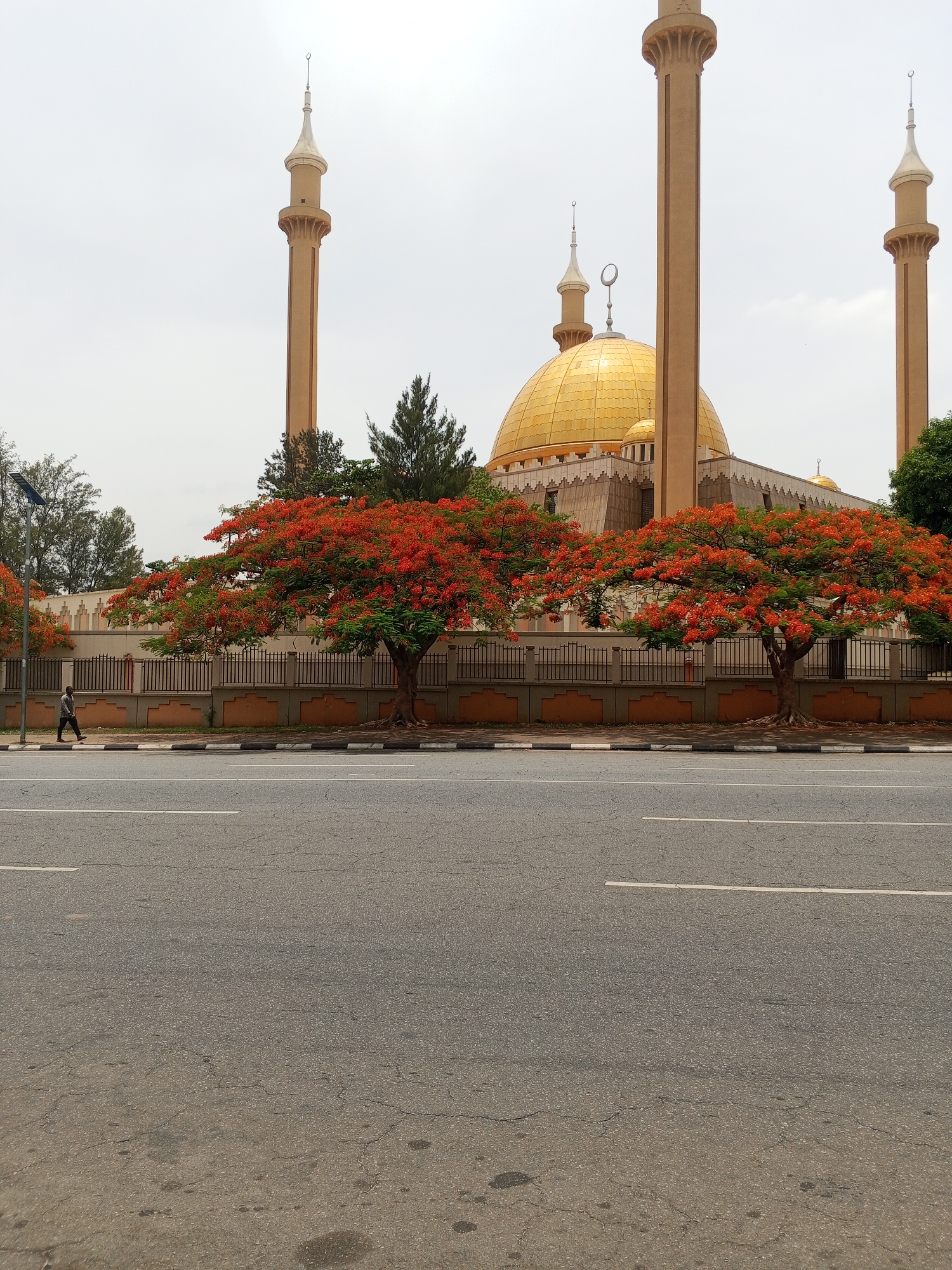 Ordinary morning scenes captured around Abuja National Mosque area