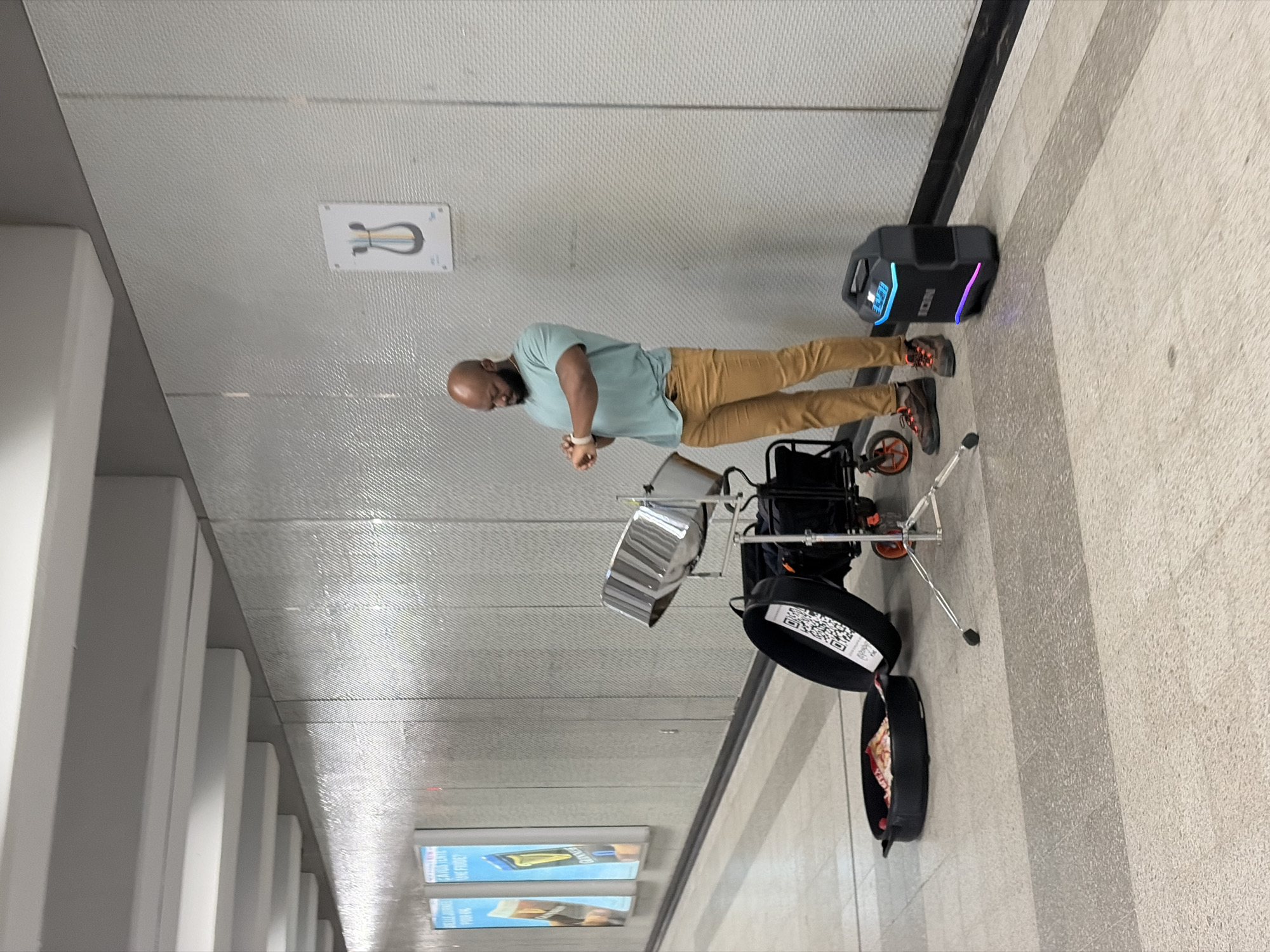 Casual indoor moments captured across Montreal Wednesday afternoon