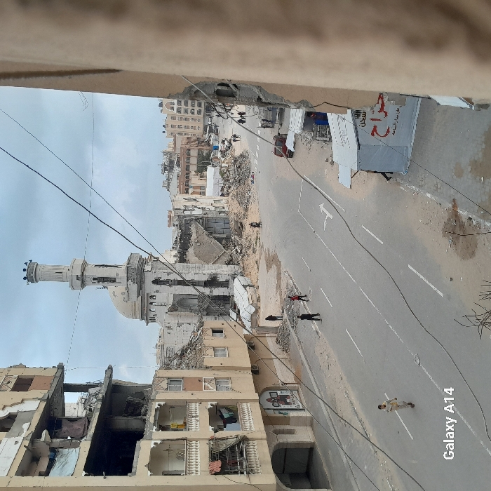 Extensive urban damage and tent settlements documented in Khan Yunis
